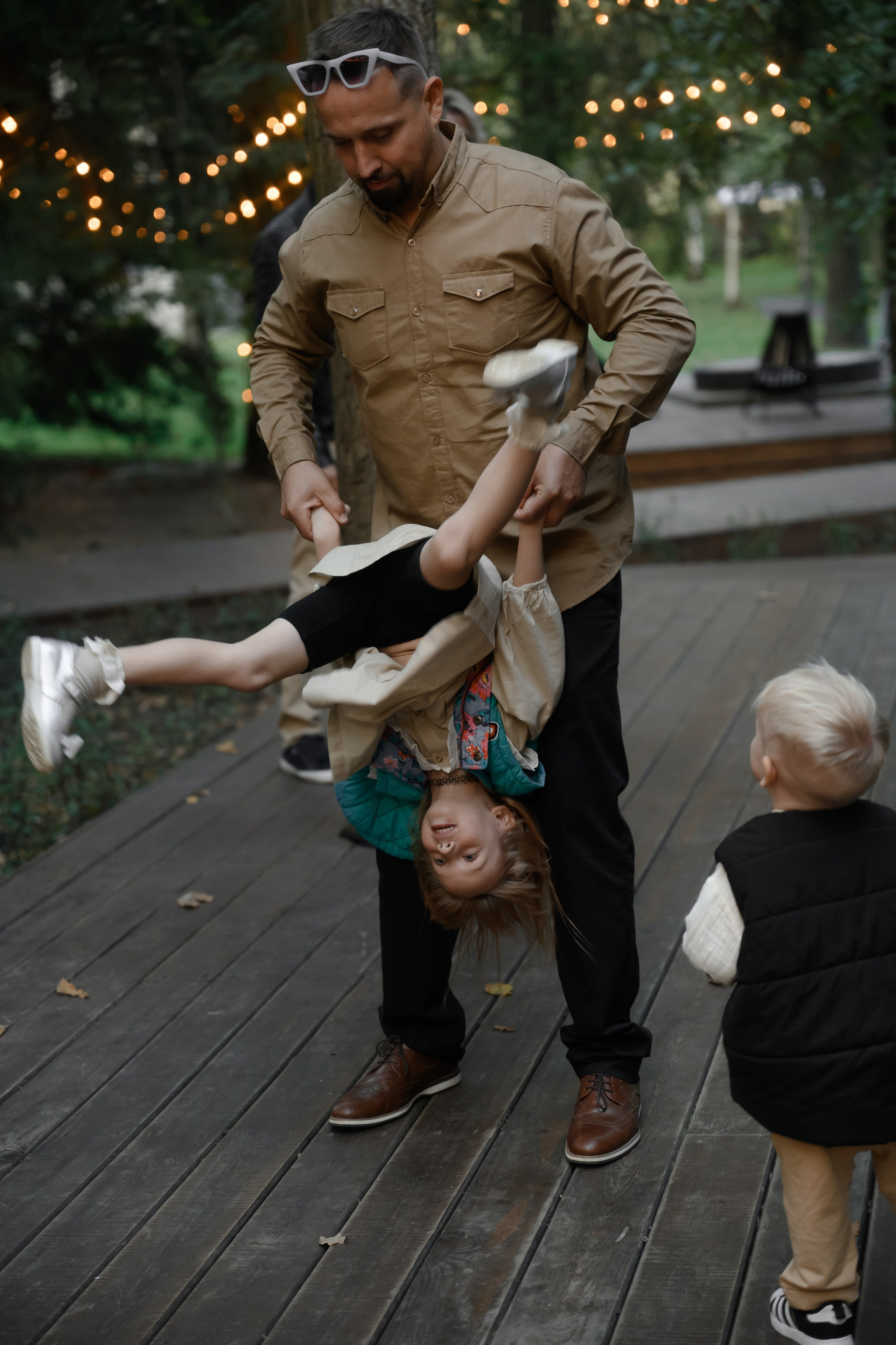 Спрятались. Свадебный фотограф в Москве Владимир Симонов