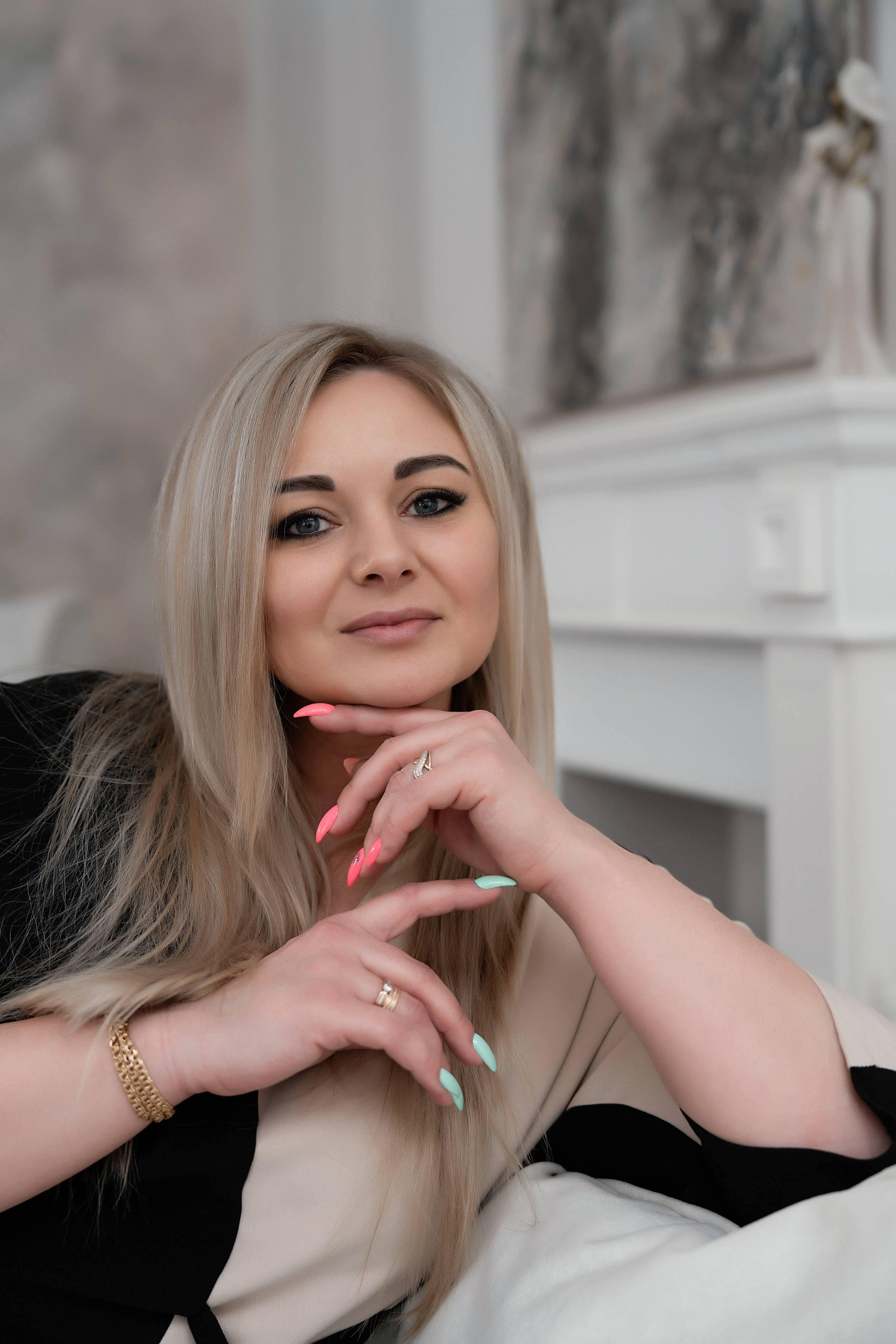 Валентина и сын. Главная