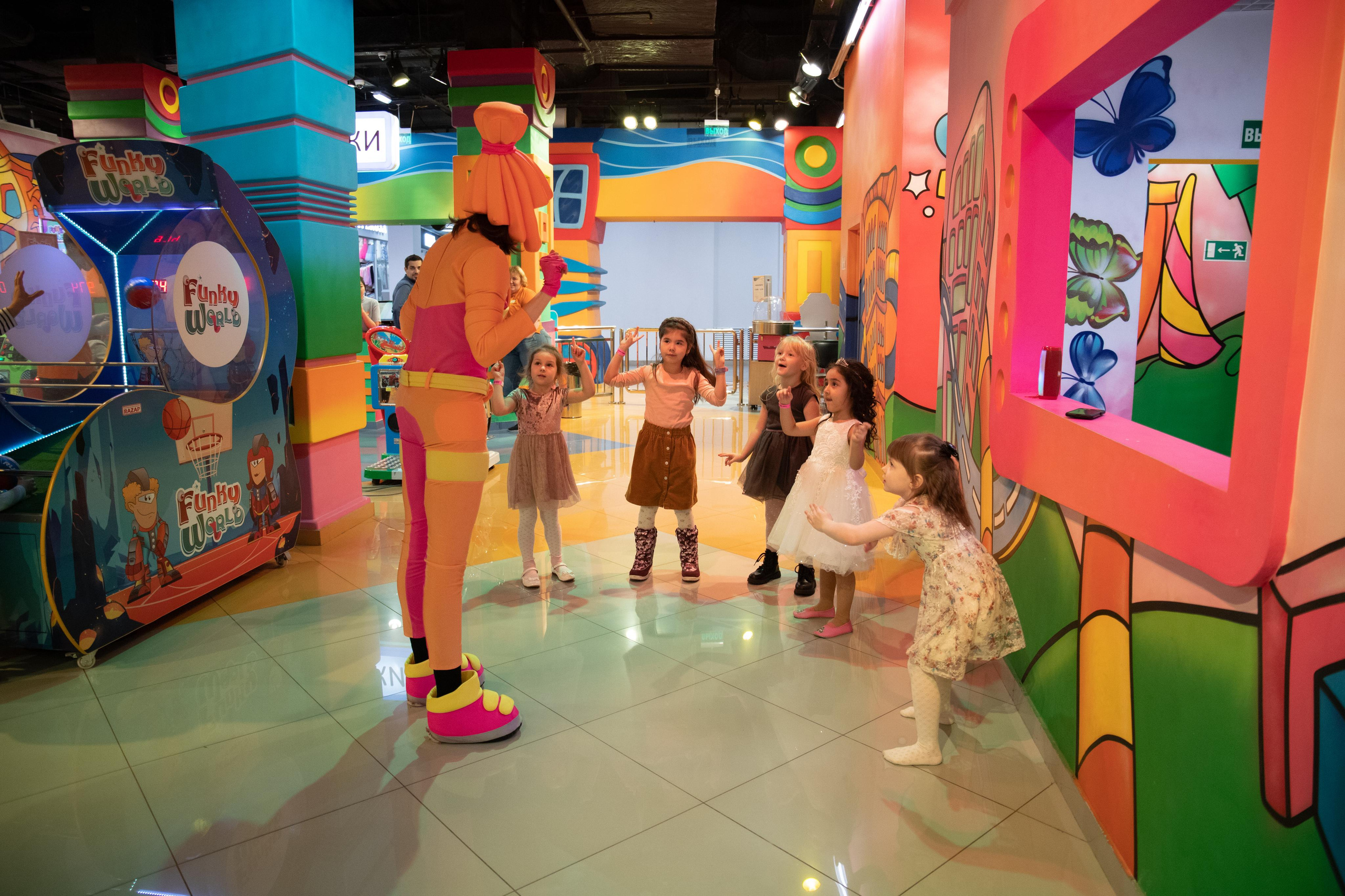 День Рождения Мадина 5 лет (Funky World Видное). Семейный и свадебный фотограф Видное Москва Екатерина Пятова