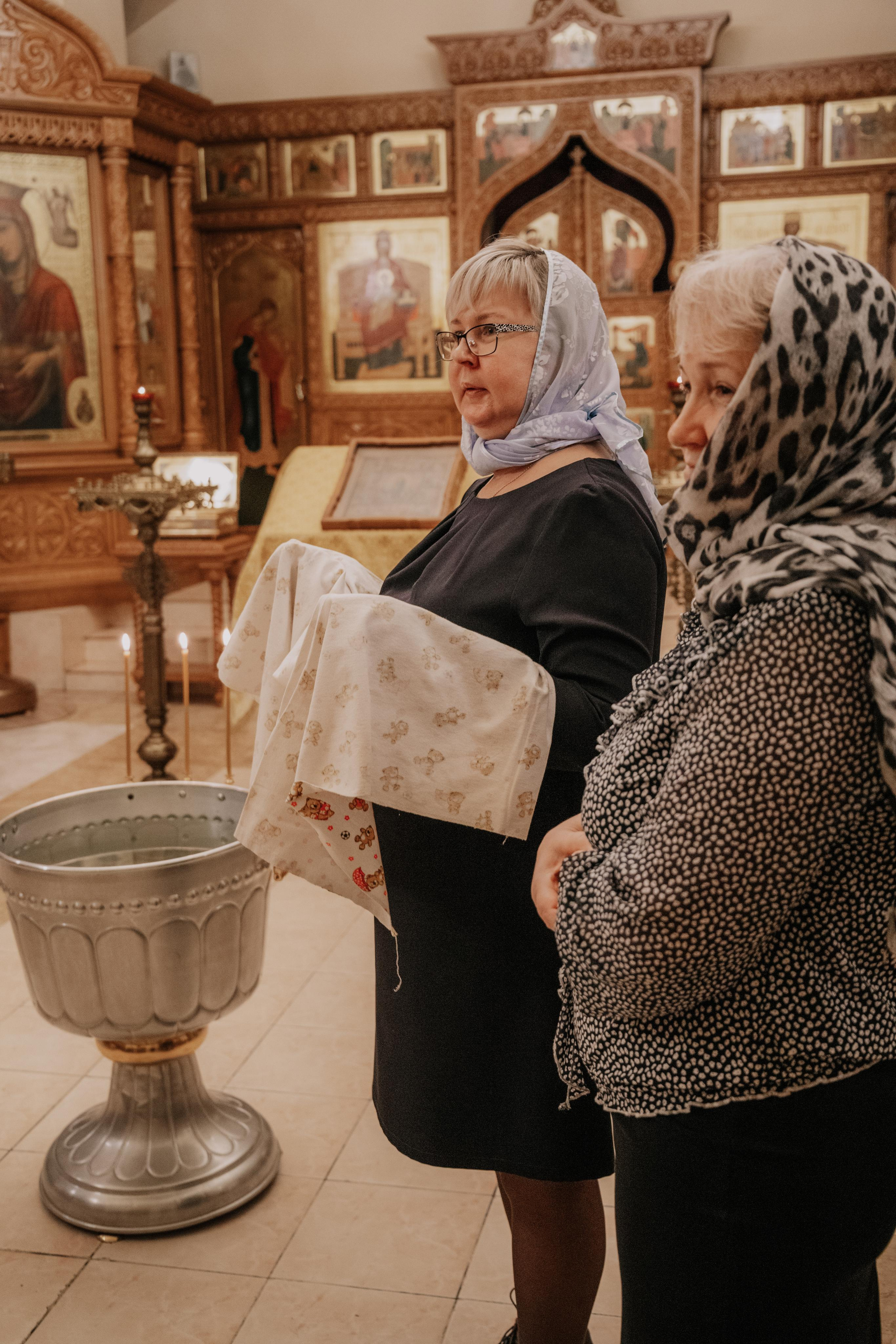 Таинство крещения София и Полина (Георгиевский храм Видное). Семейный и свадебный фотограф Видное Москва Екатерина Пятова