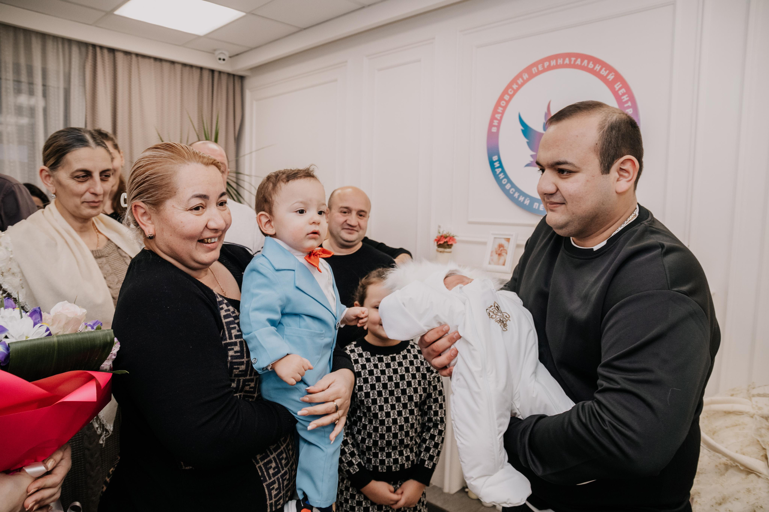Арсений Выписка (Видное). Семейный и свадебный фотограф Видное Москва Екатерина Пятова