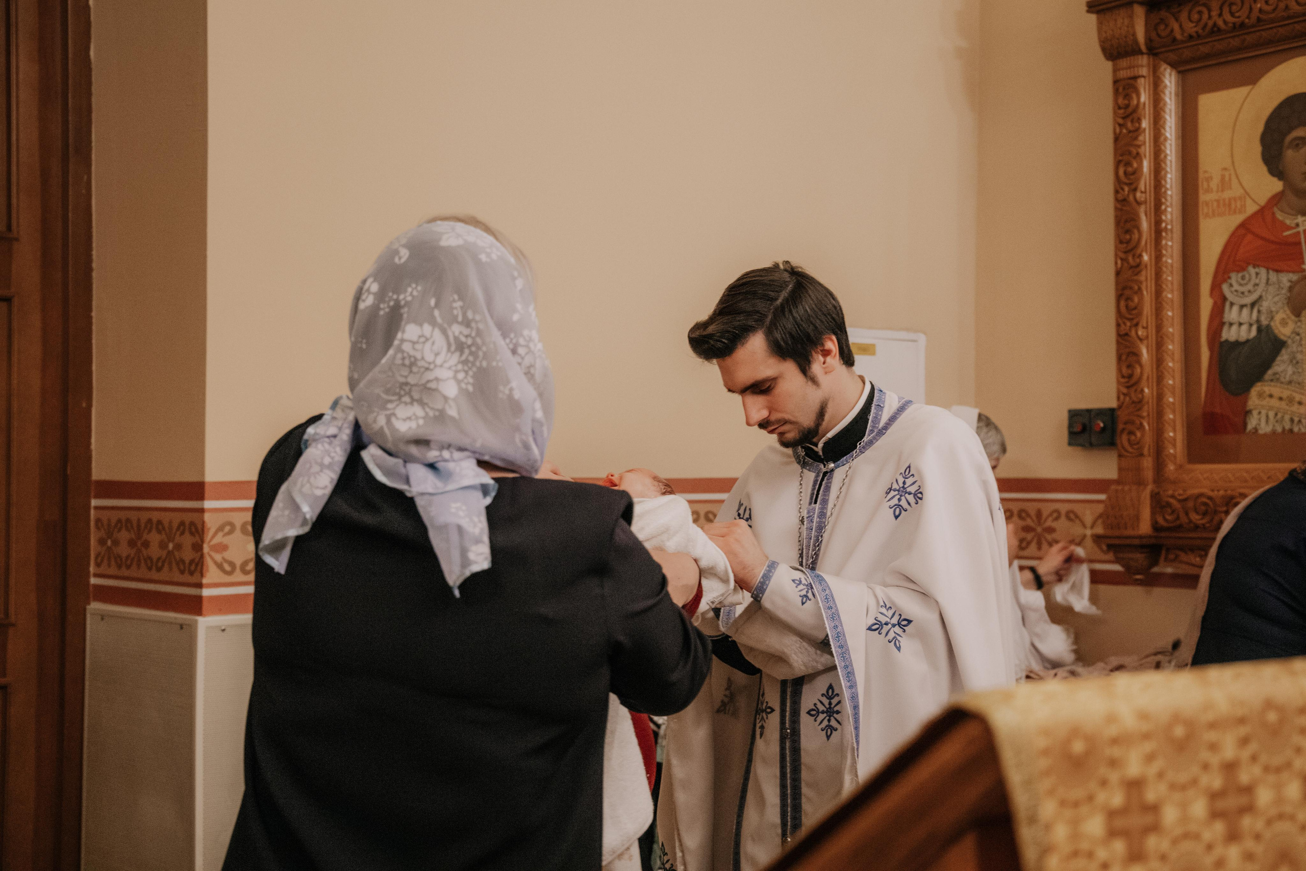 Таинство крещения София и Полина (Георгиевский храм Видное). Семейный и свадебный фотограф Видное Москва Екатерина Пятова