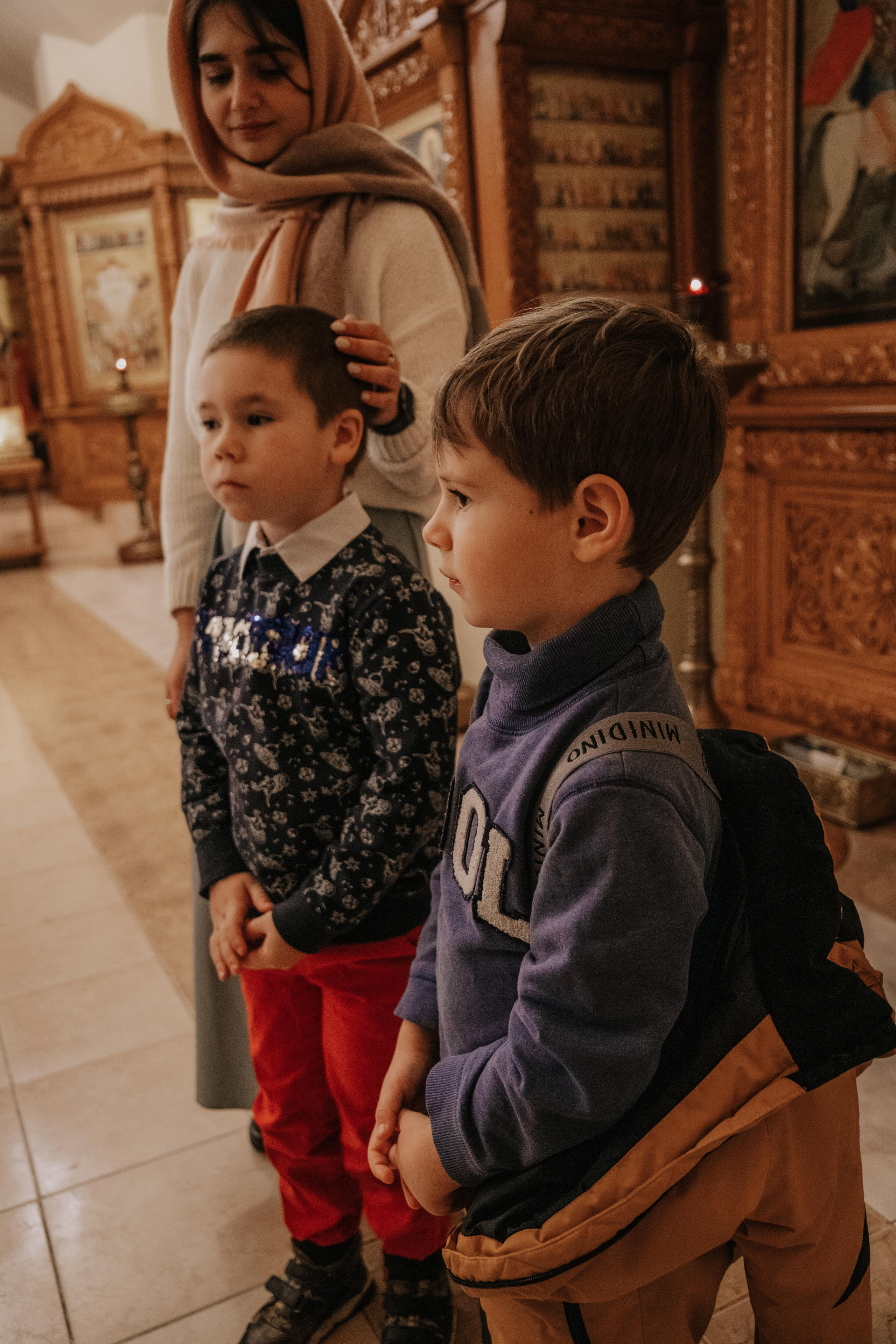 Таинство крещения София и Полина (Георгиевский храм Видное). Семейный и свадебный фотограф Видное Москва Екатерина Пятова