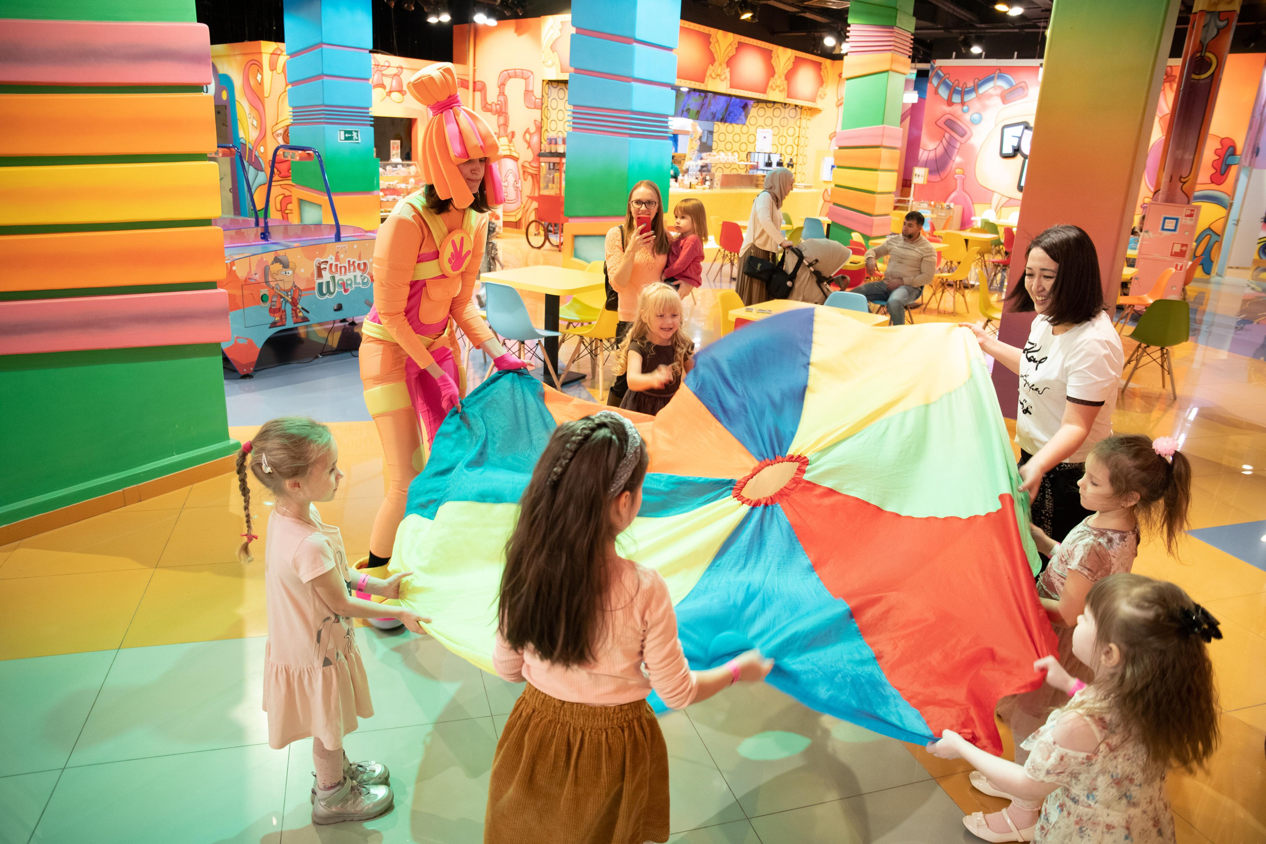 День Рождения Мадина 5 лет (Funky World Видное). Семейный и свадебный фотограф Видное Москва Екатерина Пятова