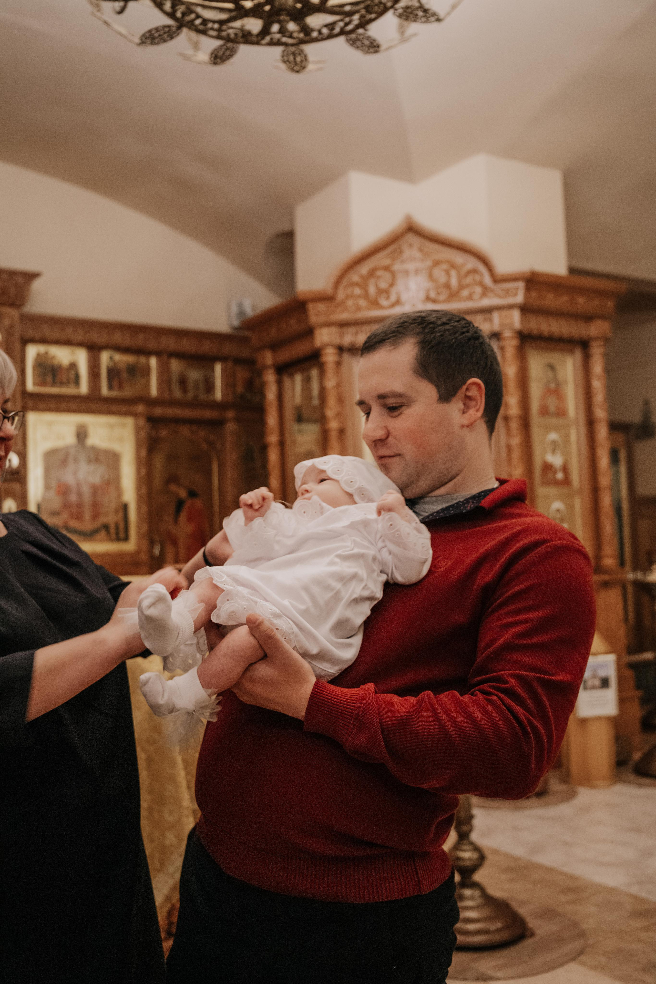 Таинство крещения София и Полина (Георгиевский храм Видное). Семейный и свадебный фотограф Видное Москва Екатерина Пятова