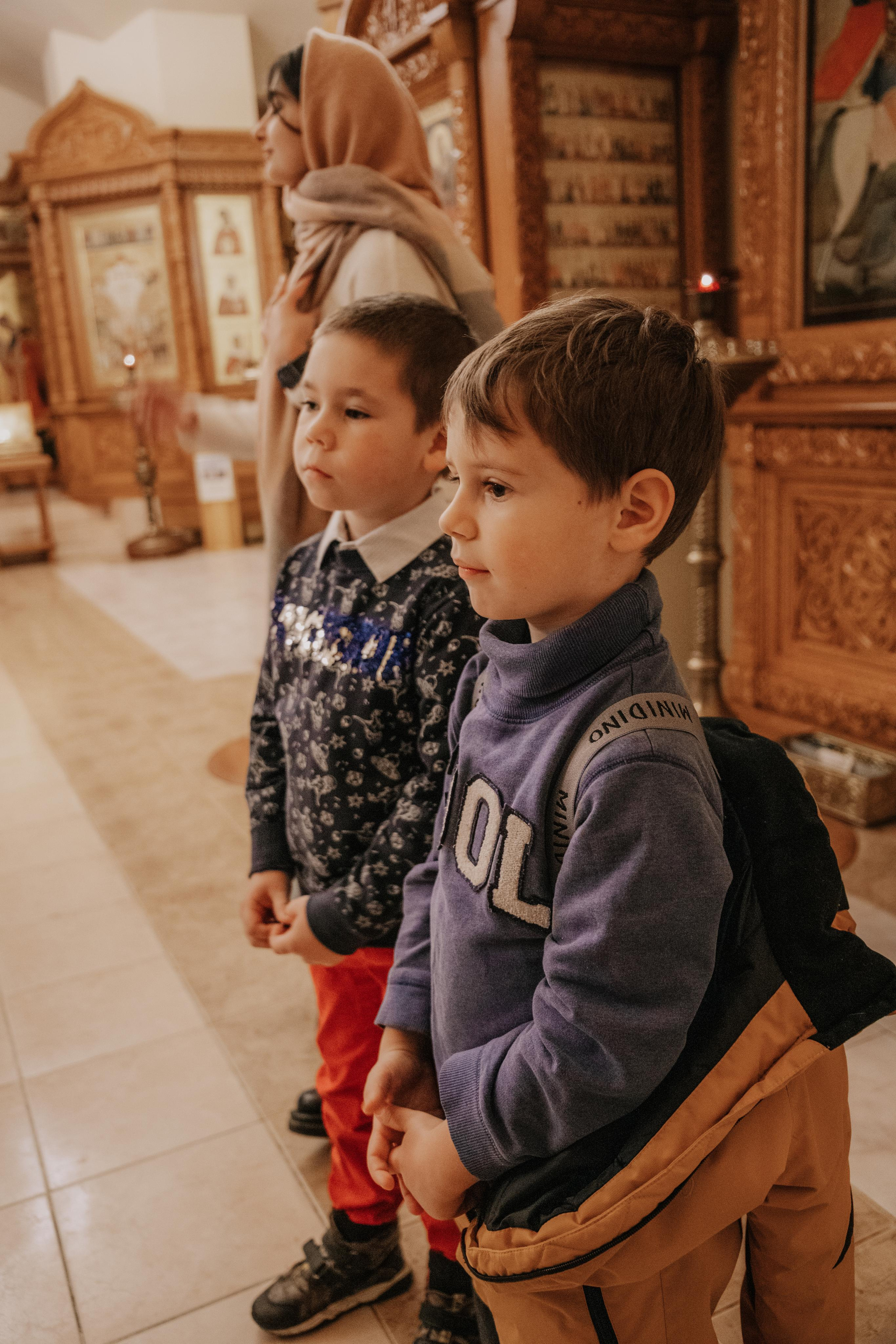 Таинство крещения София и Полина (Георгиевский храм Видное). Семейный и свадебный фотограф Видное Москва Екатерина Пятова