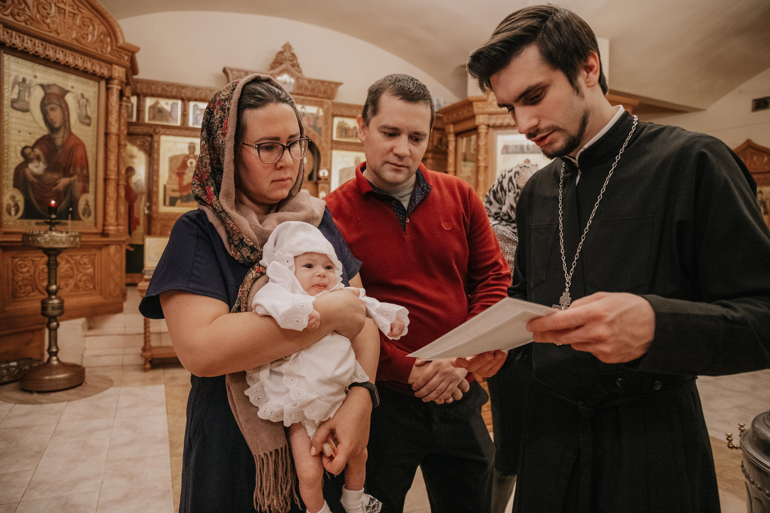 Таинство крещения София и Полина (Георгиевский храм Видное). Семейный и свадебный фотограф Видное Москва Екатерина Пятова