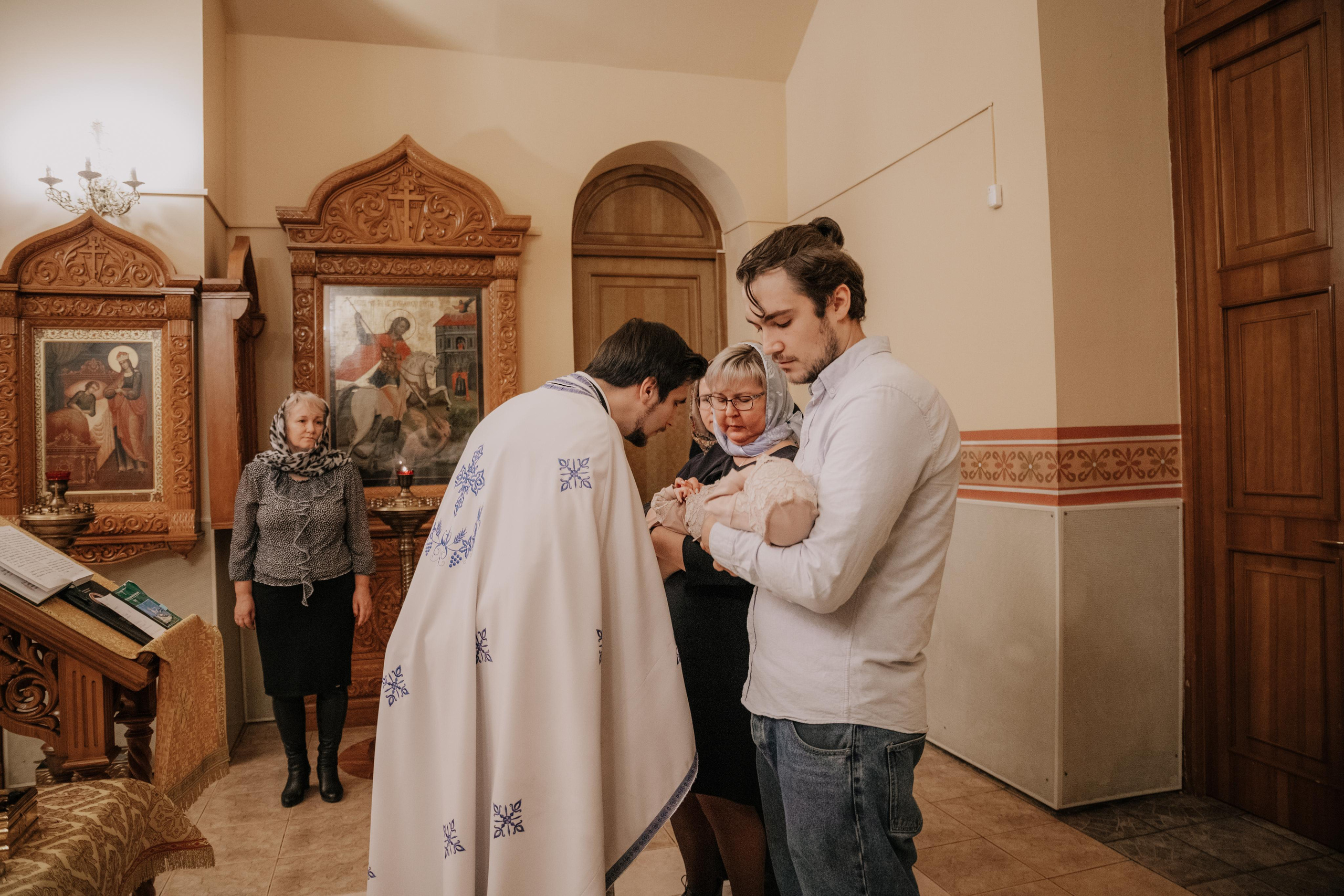 Таинство крещения София и Полина (Георгиевский храм Видное). Семейный и свадебный фотограф Видное Москва Екатерина Пятова