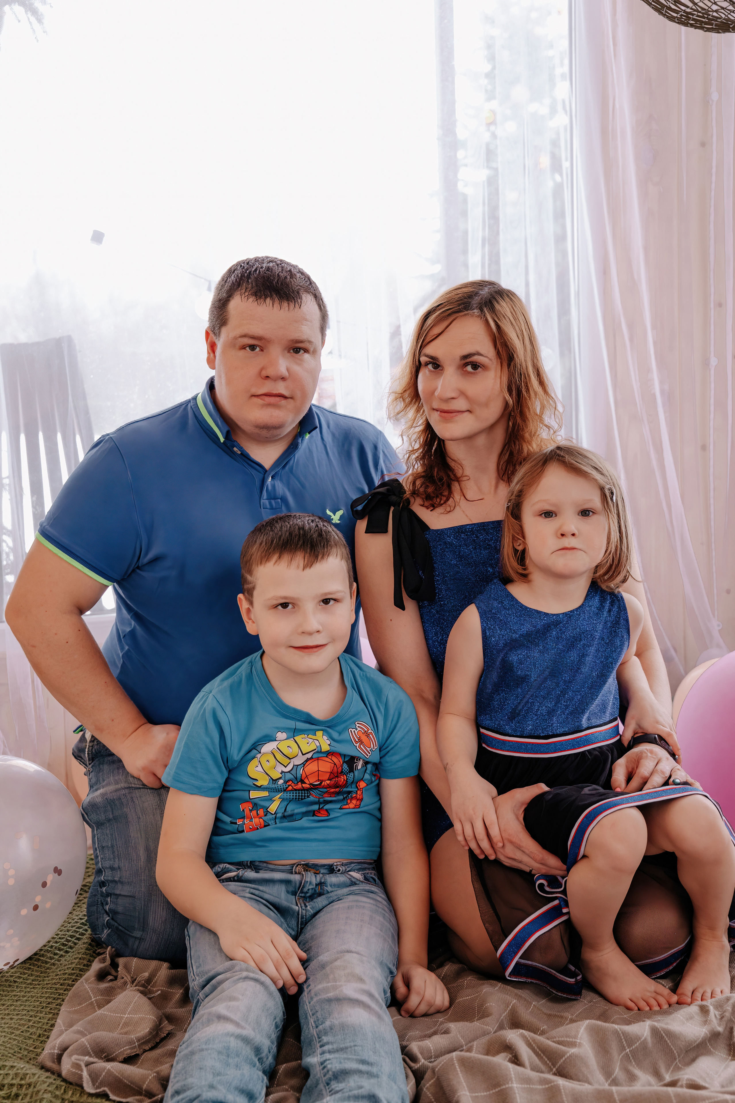 Екатерина и семья (Фотодеревня Видное). Семейный и свадебный фотограф Видное Москва Екатерина Пятова