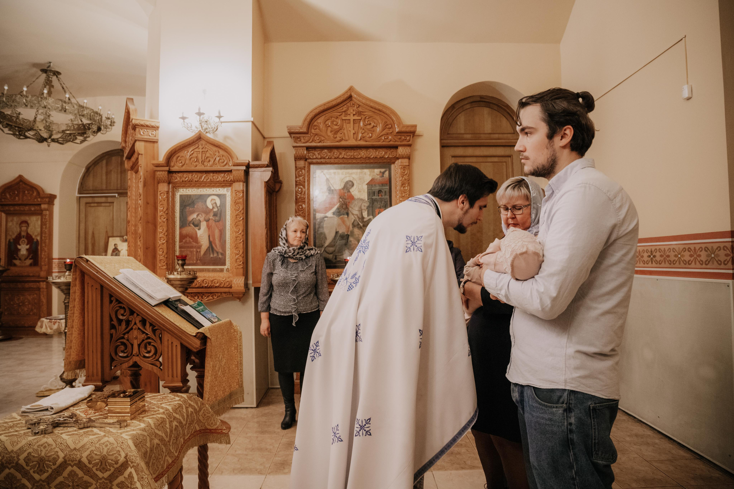 Таинство крещения София и Полина (Георгиевский храм Видное). Семейный и свадебный фотограф Видное Москва Екатерина Пятова