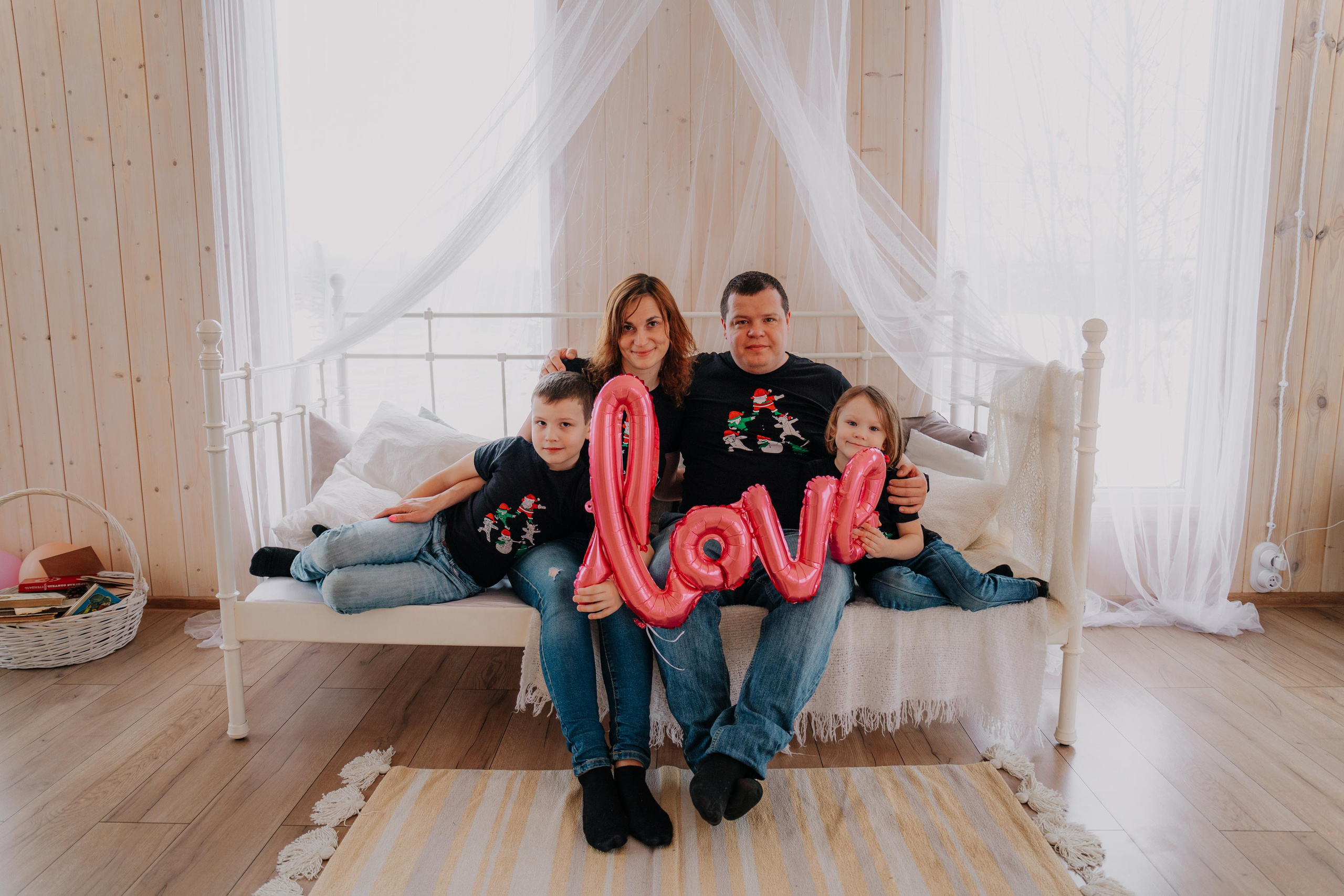 Екатерина и семья (Фотодеревня Видное). Семейный и свадебный фотограф Видное Москва Екатерина Пятова