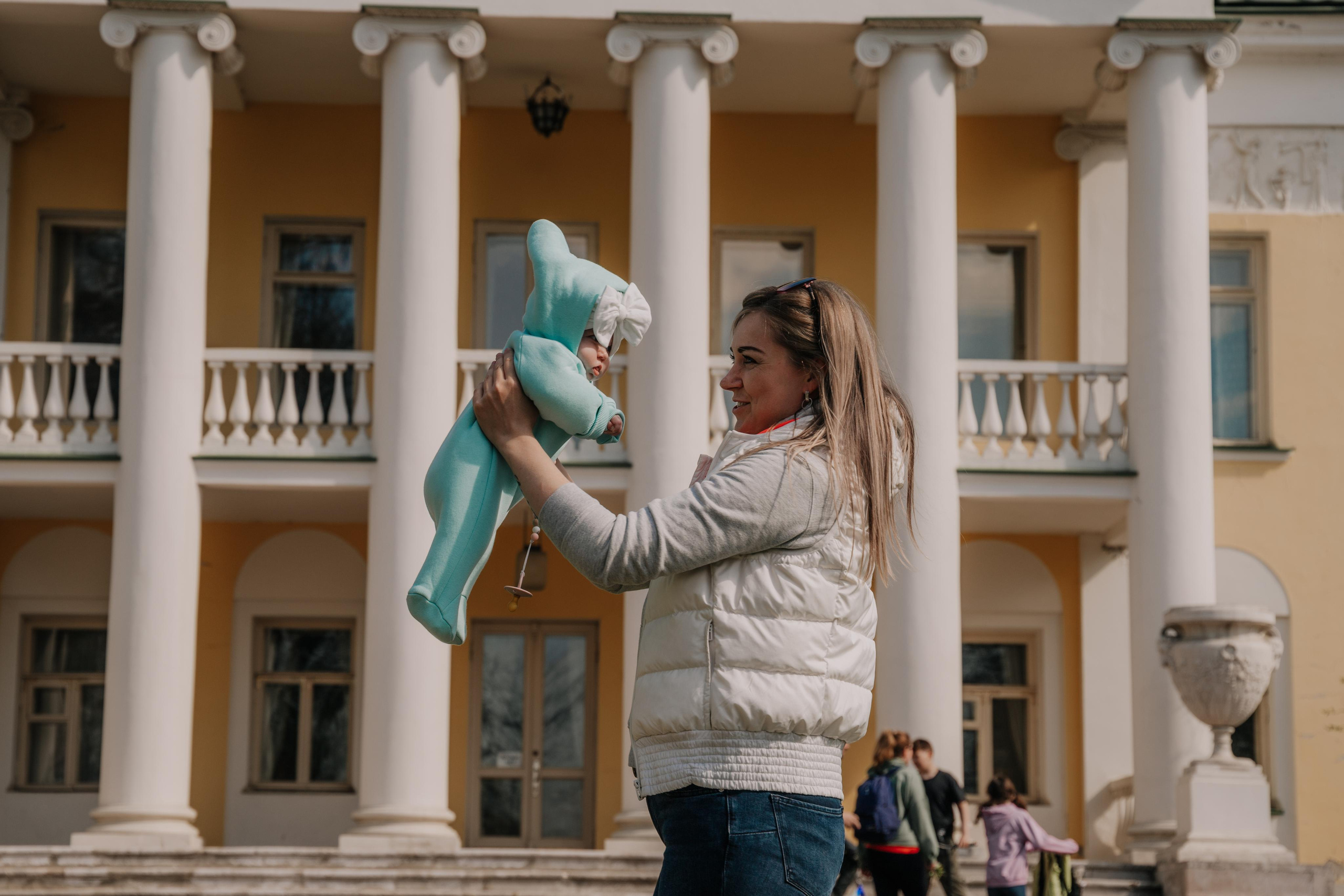 Екатерина и семья (музей-заповедник Горки Ленинские). Семейный и свадебный фотограф Видное Москва Екатерина Пятова