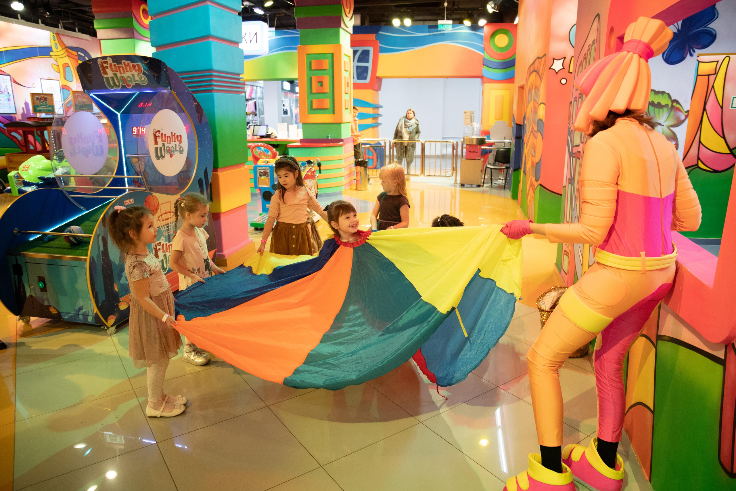 День Рождения Мадина 5 лет (Funky World Видное). Семейный и свадебный фотограф Видное Москва Екатерина Пятова