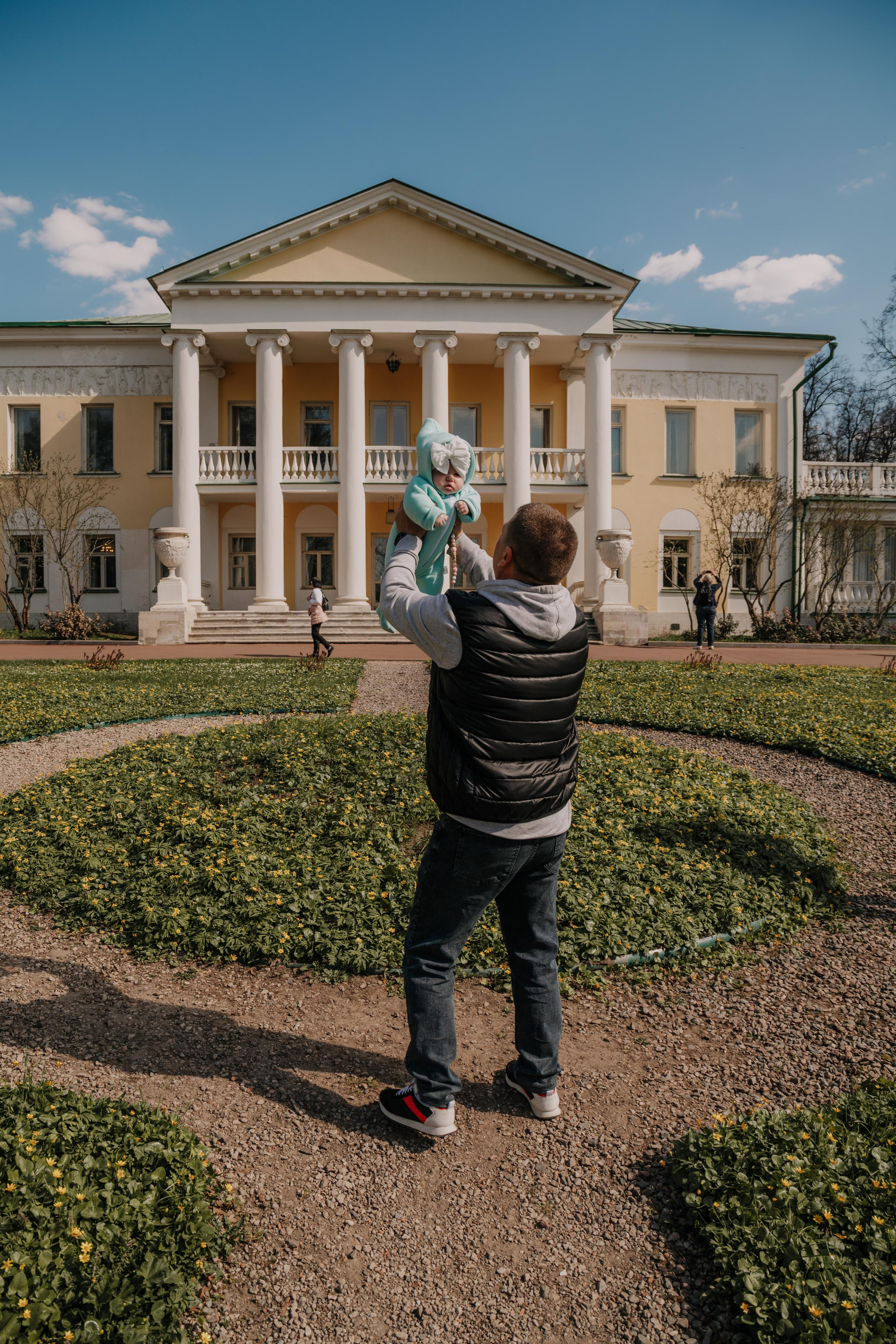 Екатерина и семья (музей-заповедник Горки Ленинские). Семейный и свадебный фотограф Видное Москва Екатерина Пятова
