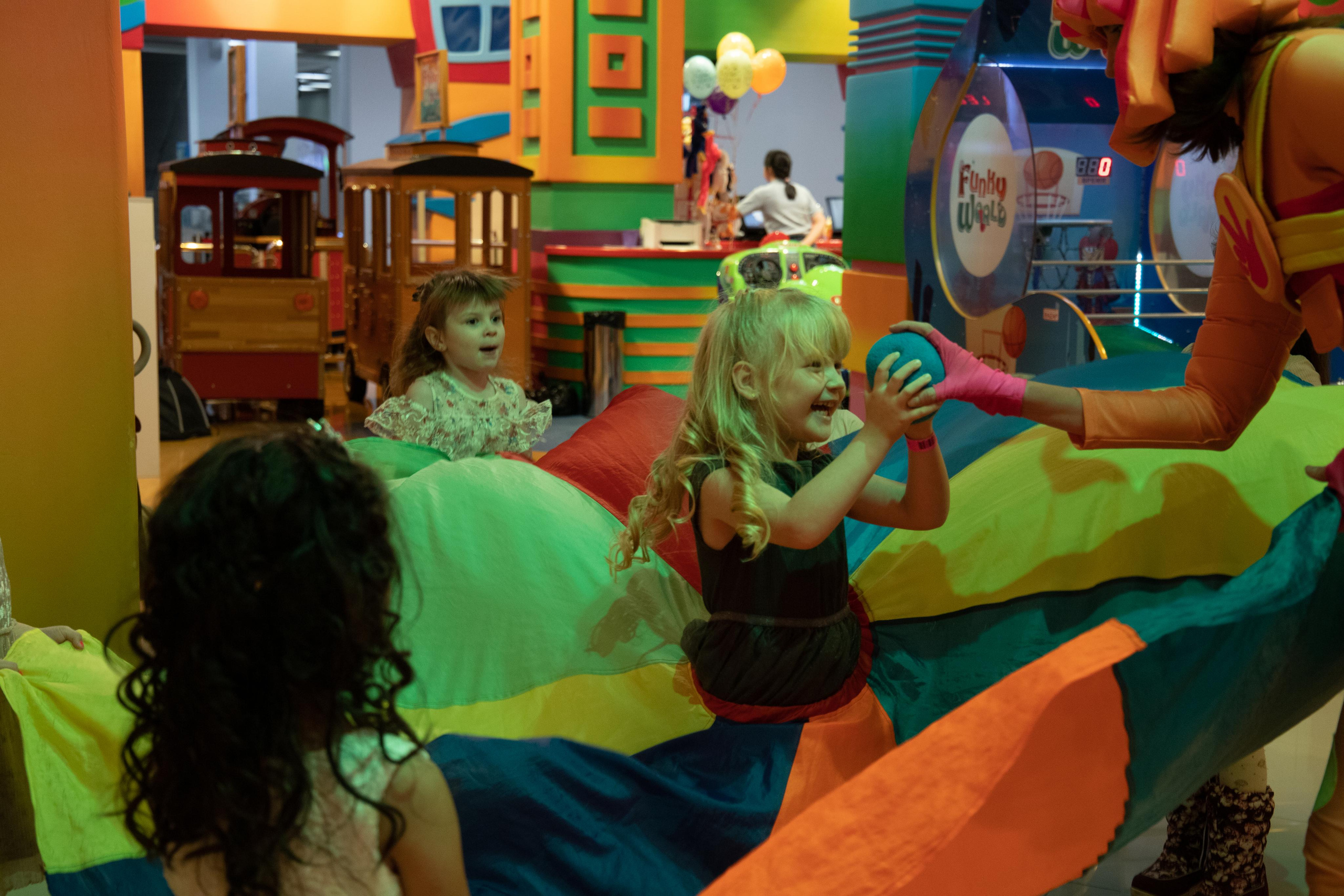 День Рождения Мадина 5 лет (Funky World Видное). Семейный и свадебный фотограф Видное Москва Екатерина Пятова