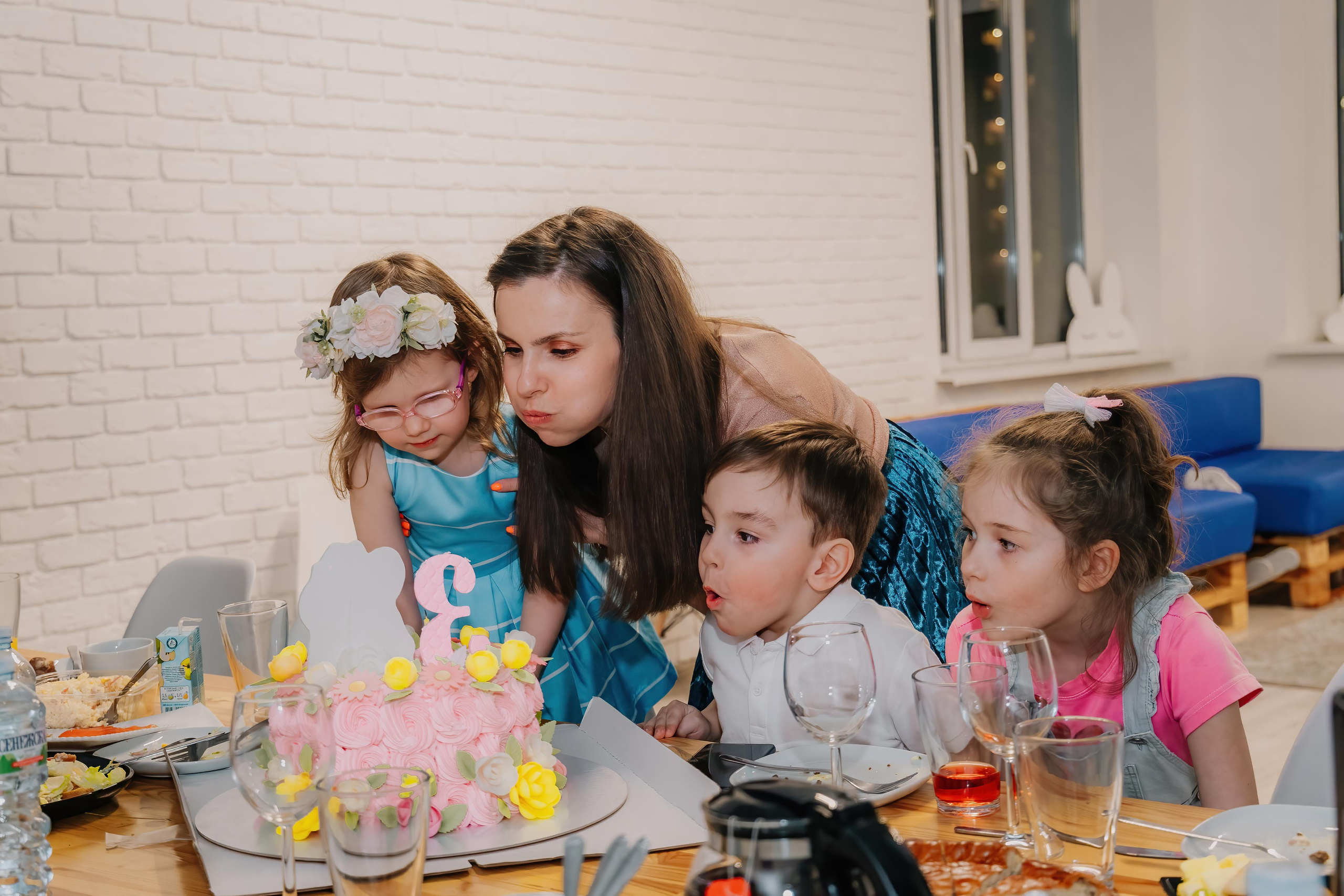День Рождения Агнюша 3 года (Лофт Облака Реутов). Семейный и свадебный фотограф Видное Москва Екатерина Пятова