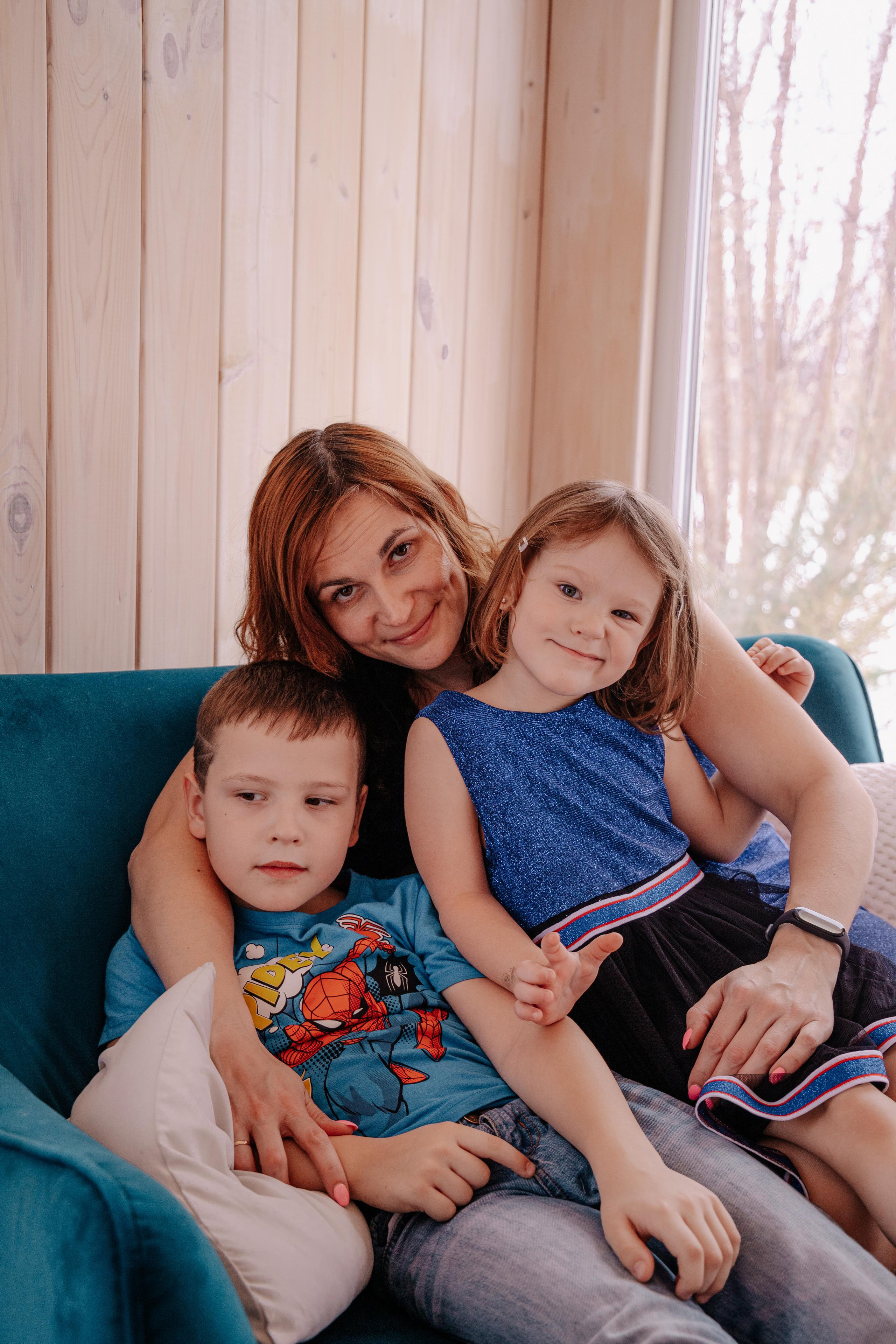 Екатерина и семья (Фотодеревня Видное). Семейный и свадебный фотограф Видное Москва Екатерина Пятова