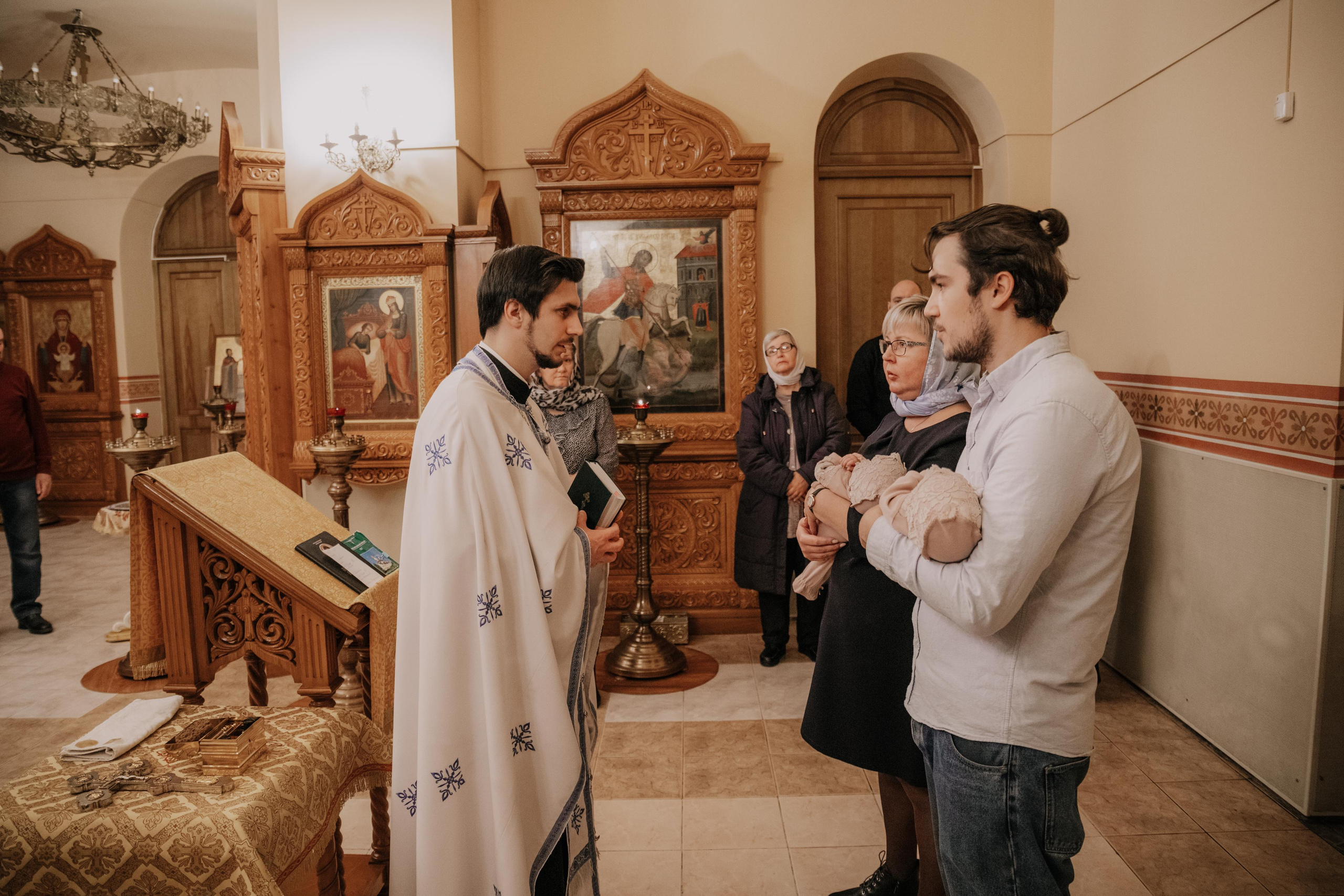 Таинство крещения София и Полина (Георгиевский храм Видное). Семейный и свадебный фотограф Видное Москва Екатерина Пятова