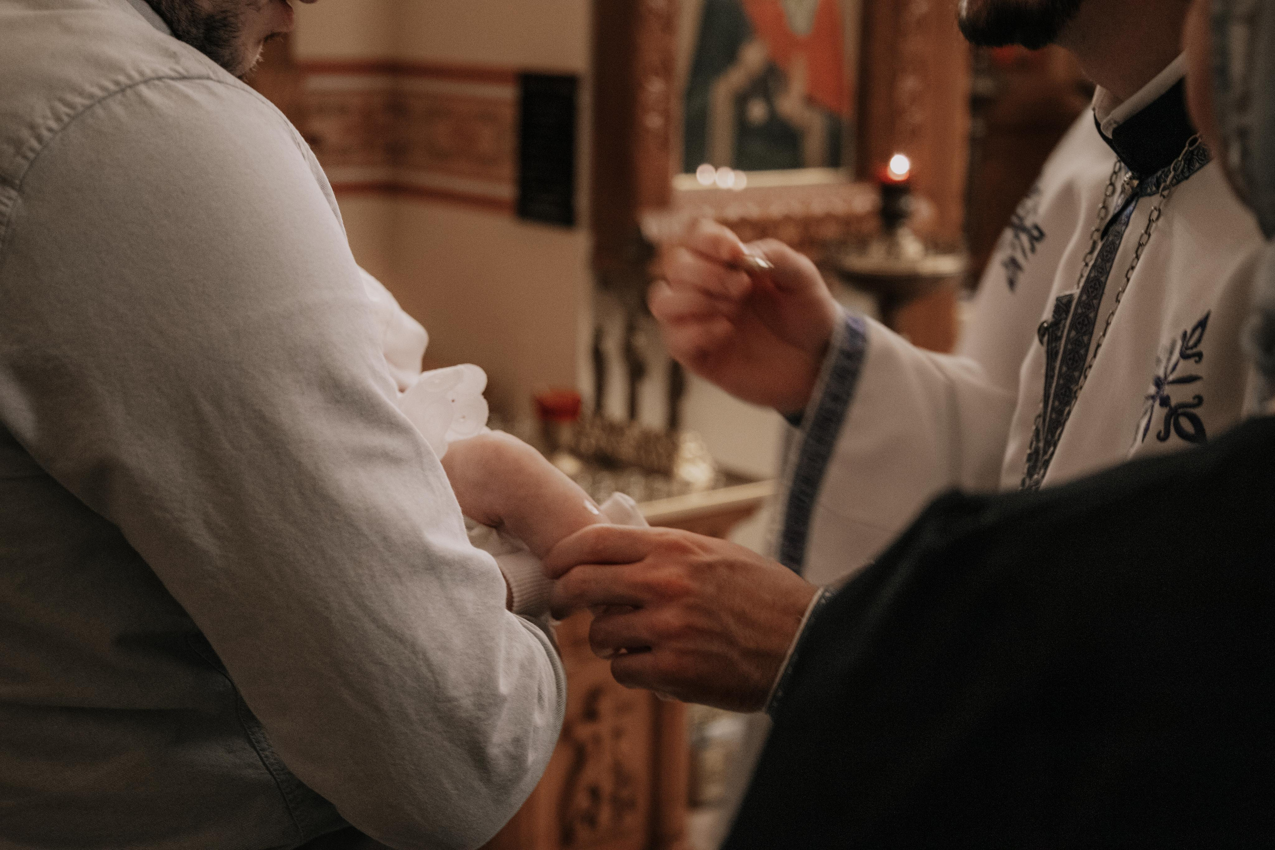 Таинство крещения София и Полина (Георгиевский храм Видное). Семейный и свадебный фотограф Видное Москва Екатерина Пятова