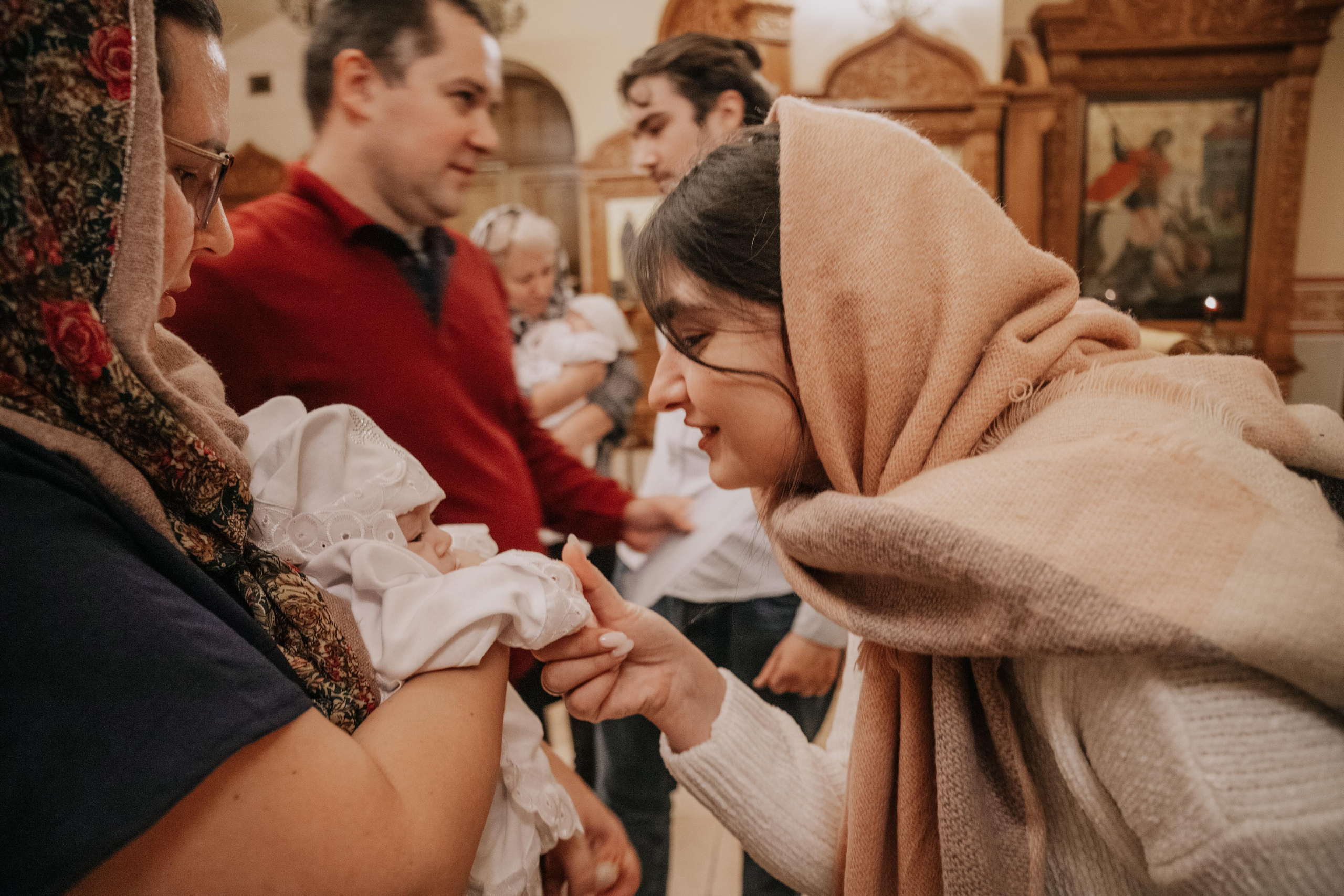 Таинство крещения София и Полина (Георгиевский храм Видное). Семейный и свадебный фотограф Видное Москва Екатерина Пятова