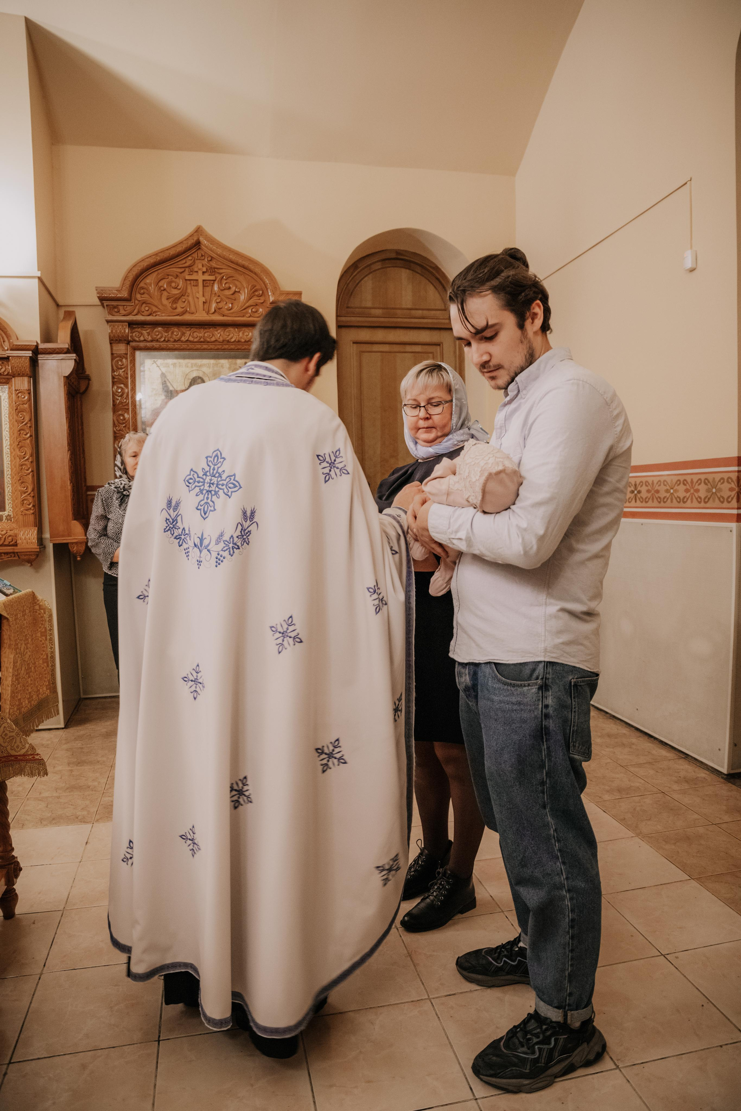 Таинство крещения София и Полина (Георгиевский храм Видное). Семейный и свадебный фотограф Видное Москва Екатерина Пятова