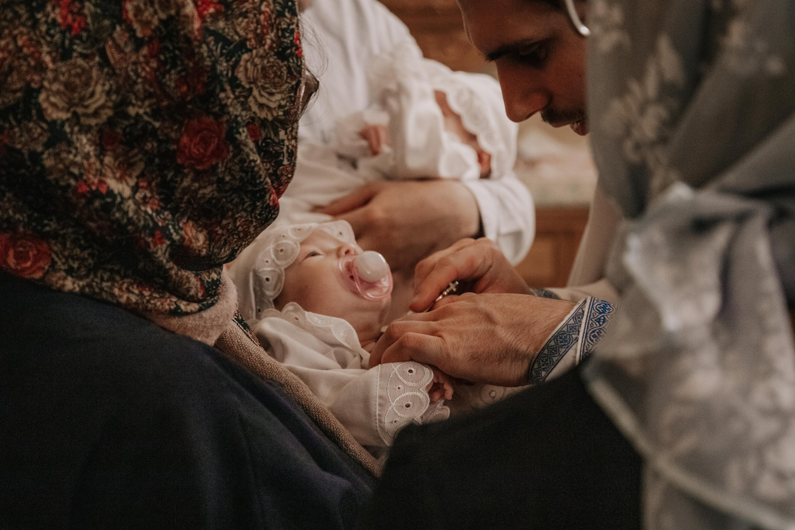 Таинство крещения София и Полина (Георгиевский храм Видное). Семейный и свадебный фотограф Видное Москва Екатерина Пятова