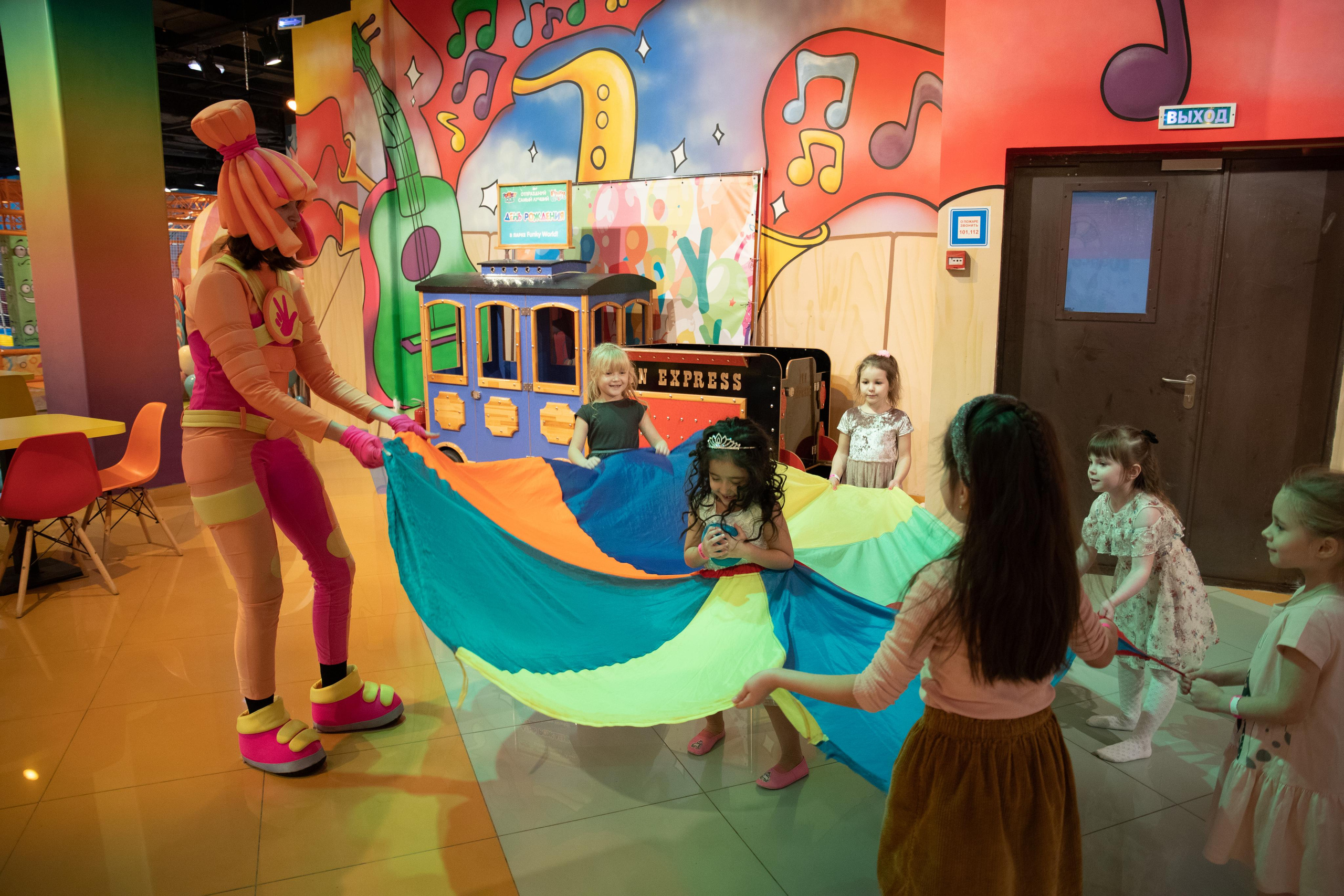 День Рождения Мадина 5 лет (Funky World Видное). Семейный и свадебный фотограф Видное Москва Екатерина Пятова