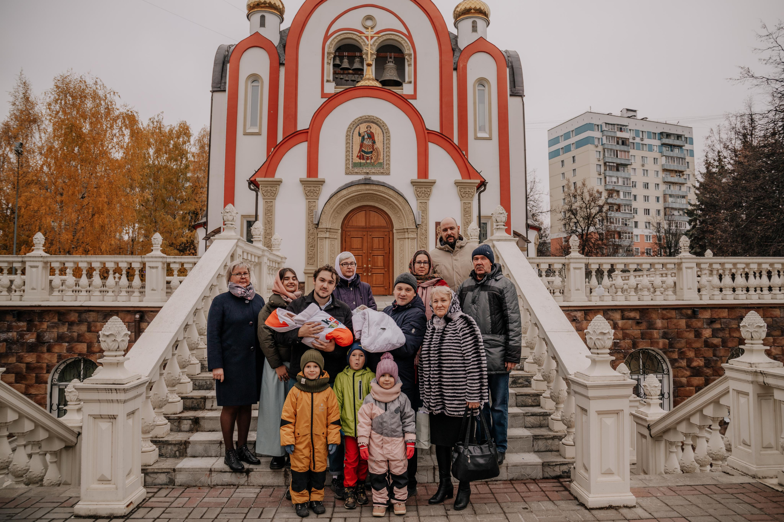 Таинство крещения София и Полина (Георгиевский храм Видное). Семейный и свадебный фотограф Видное Москва Екатерина Пятова