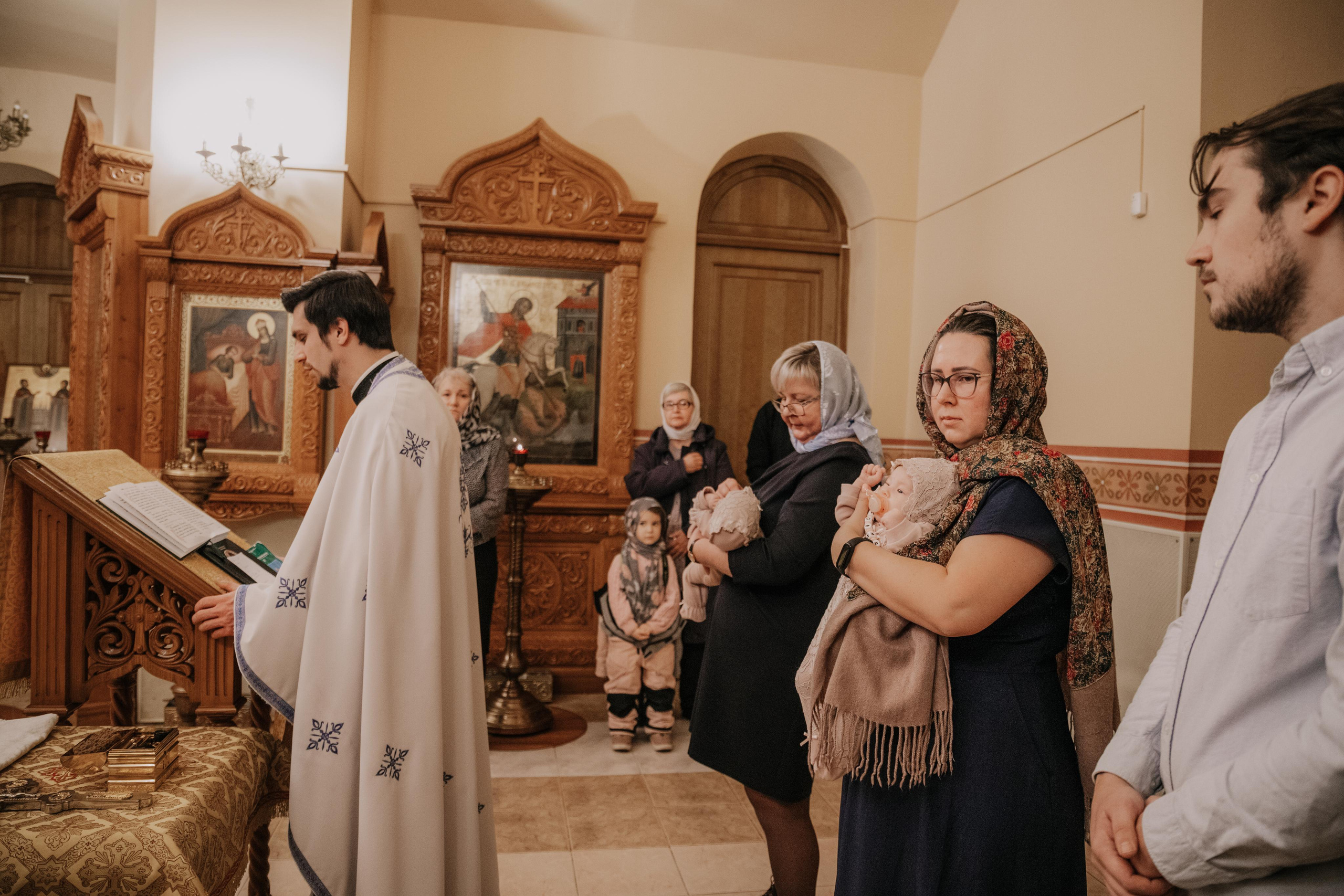 Таинство крещения София и Полина (Георгиевский храм Видное). Семейный и свадебный фотограф Видное Москва Екатерина Пятова