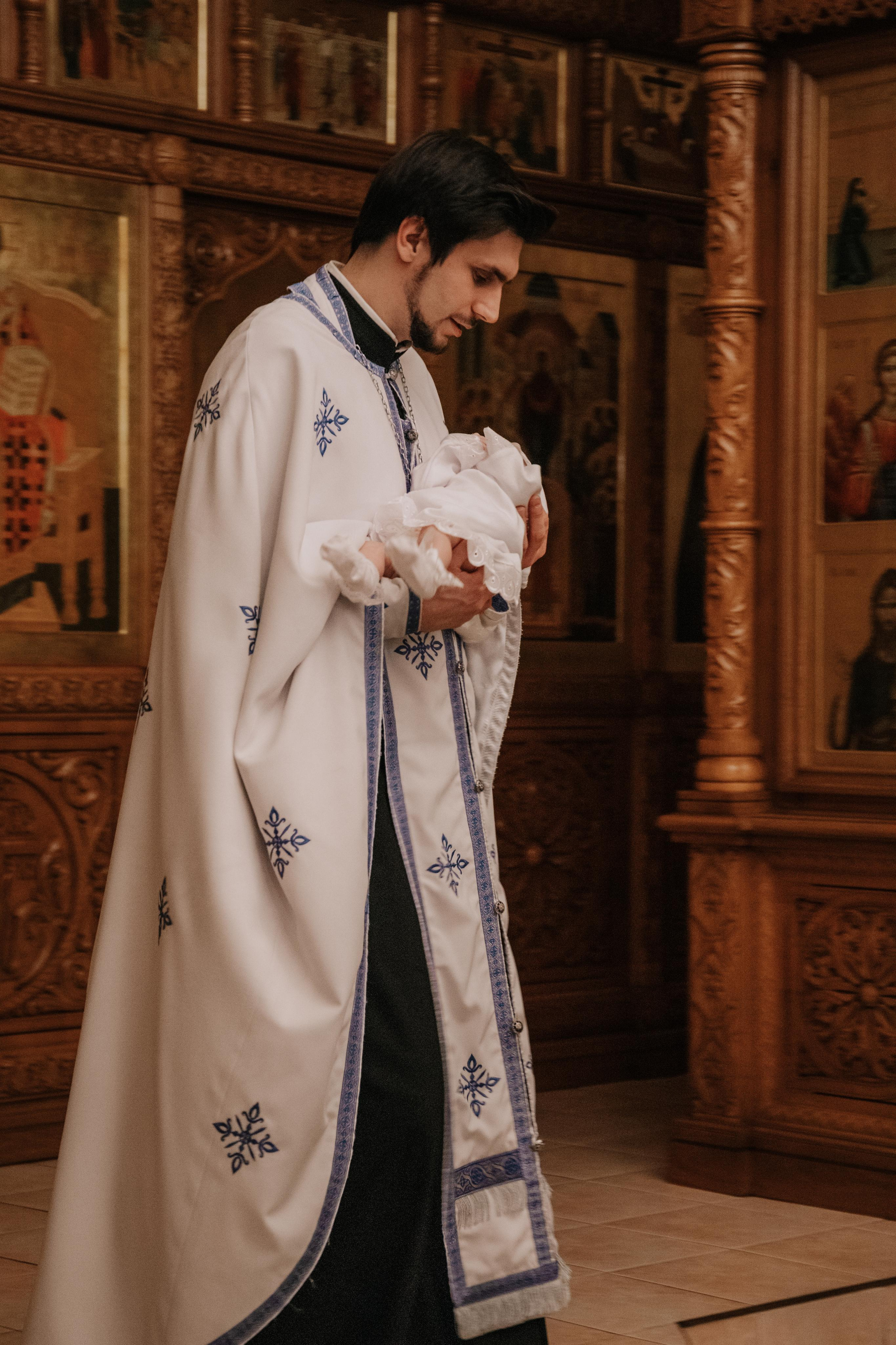 Таинство крещения София и Полина (Георгиевский храм Видное). Семейный и свадебный фотограф Видное Москва Екатерина Пятова