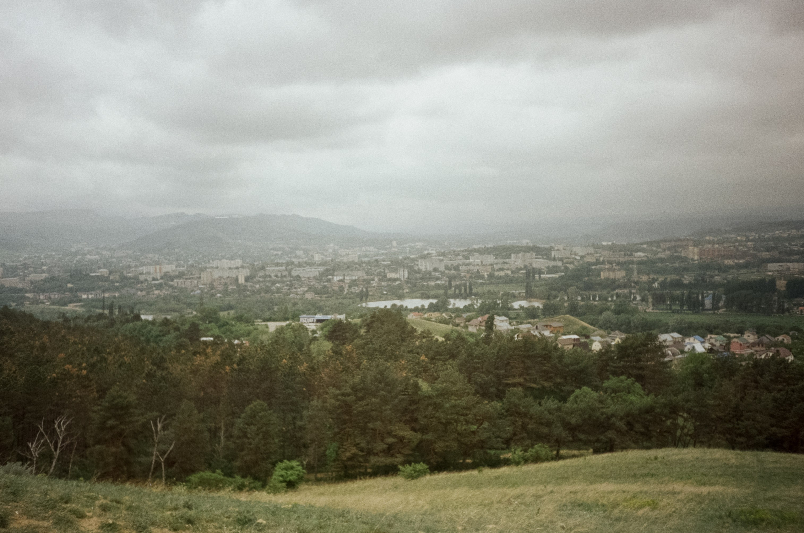 Дорога к Джилы-Су и туманные пейзажи в горах. Гора-кольцо. Фотограф-документалист Мария Осокина
