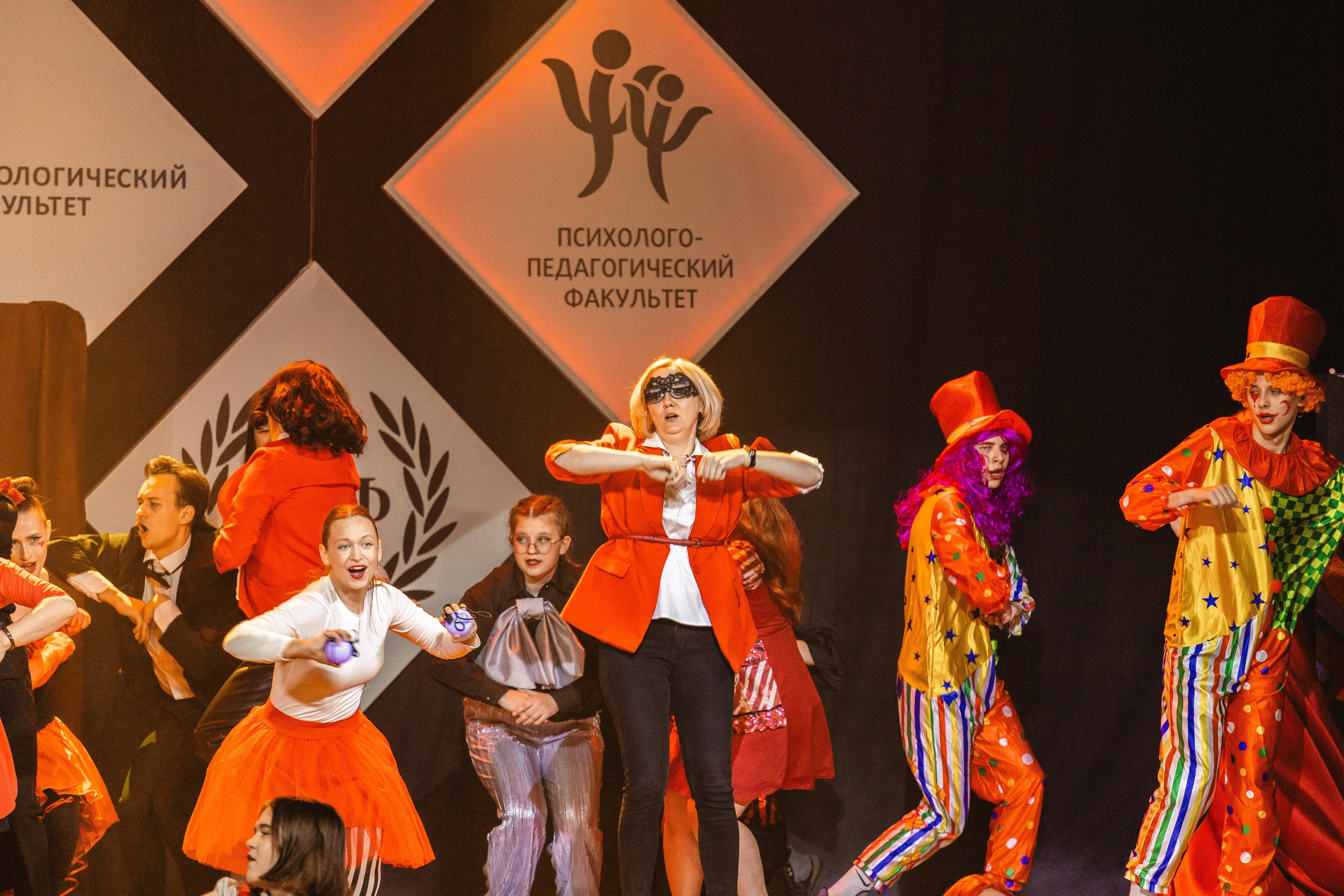 Студвесна 2025 — 50/50. KiPPER Gallery — Фотограф