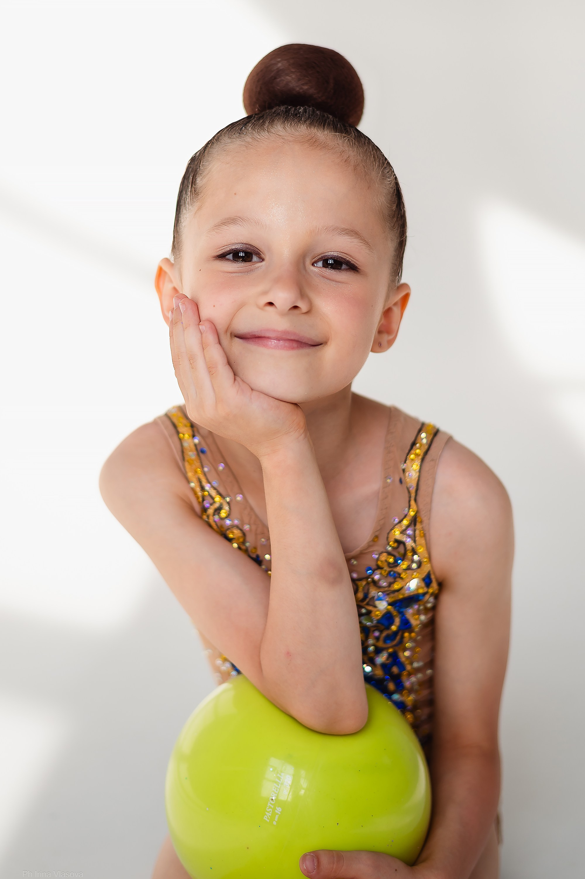Девичий портрет маленькие артисты (дети 4-8 лет). Спортивный и портретный фотограф