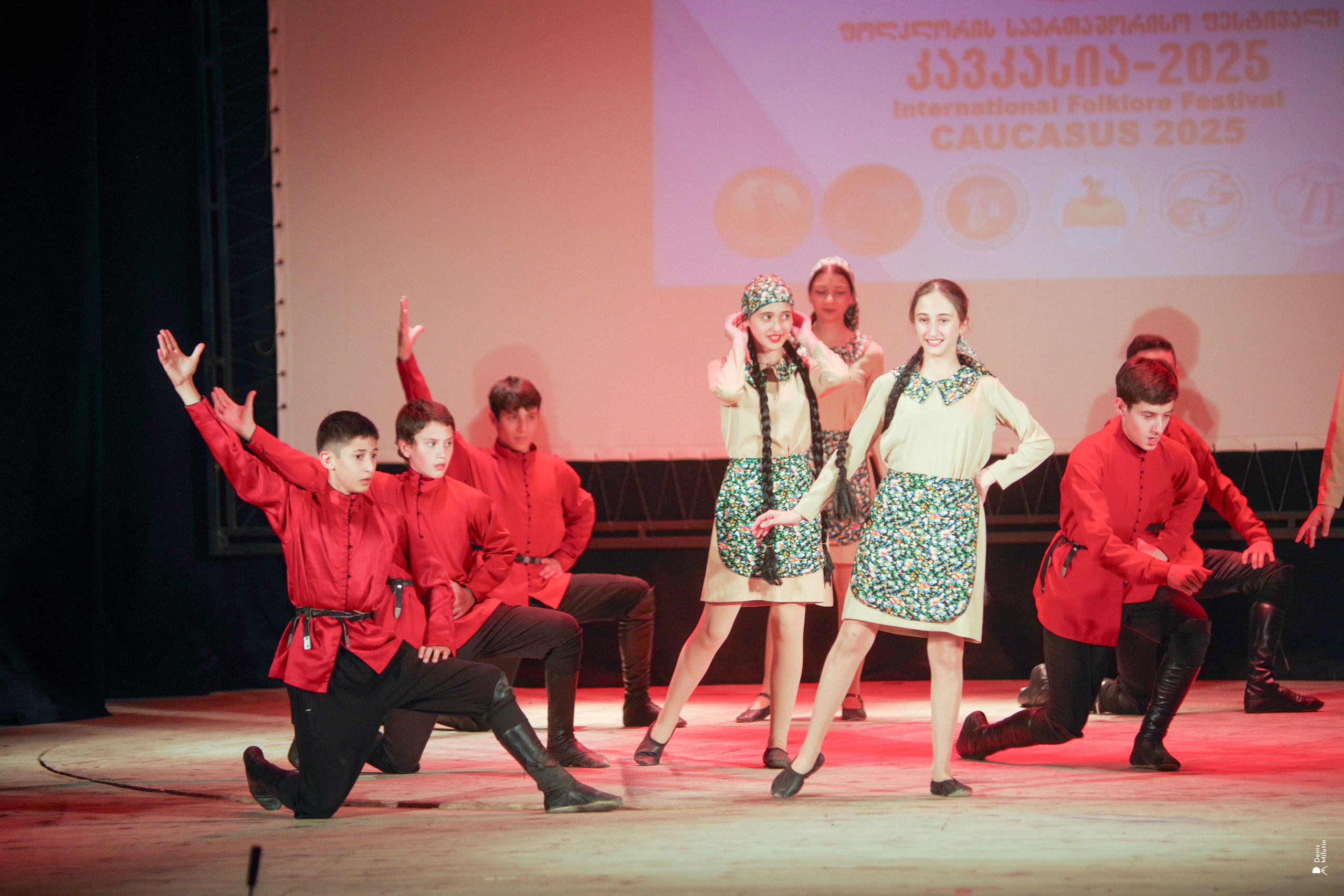 Танцы в прекрасном Они. Портретный фотограф Денис Милютин