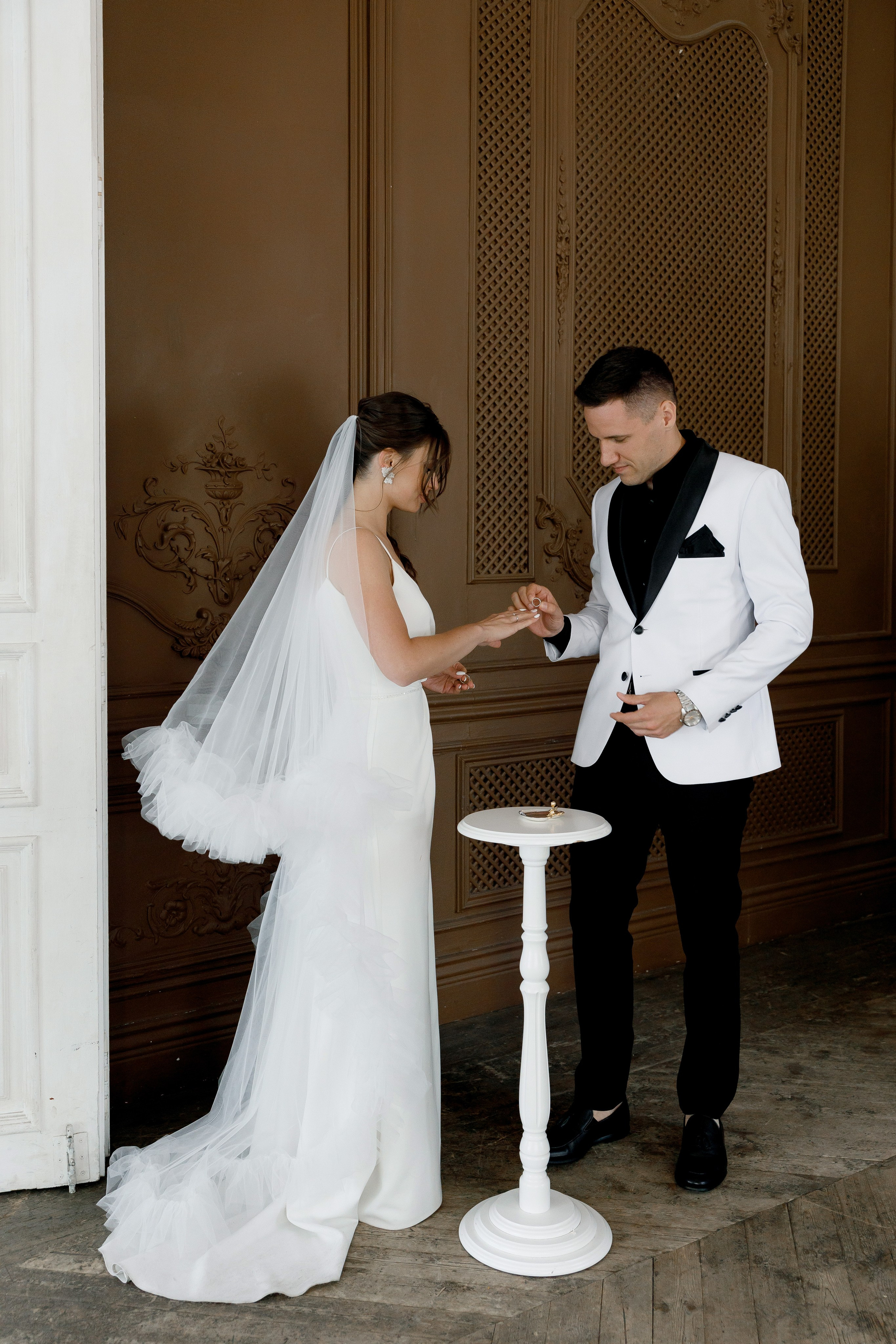 Свадьба в отеле Мовенпик и роспись в Регистрация брака в особняке «Роял». Свадебный фотограф в Москве и Санкт-Петербурге Денис Ходюков