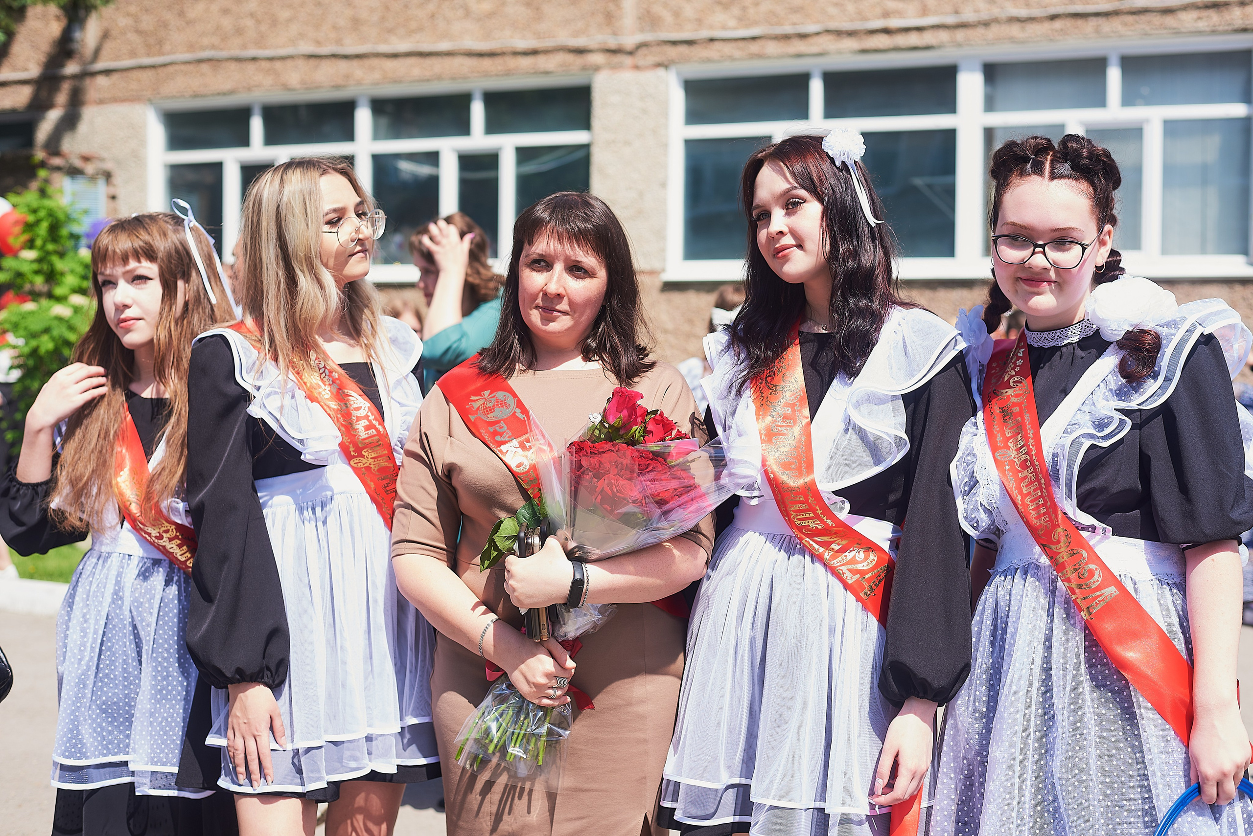 Последний звонок. Фотограф Елена Дука. Контент съемка. Семейная фотография