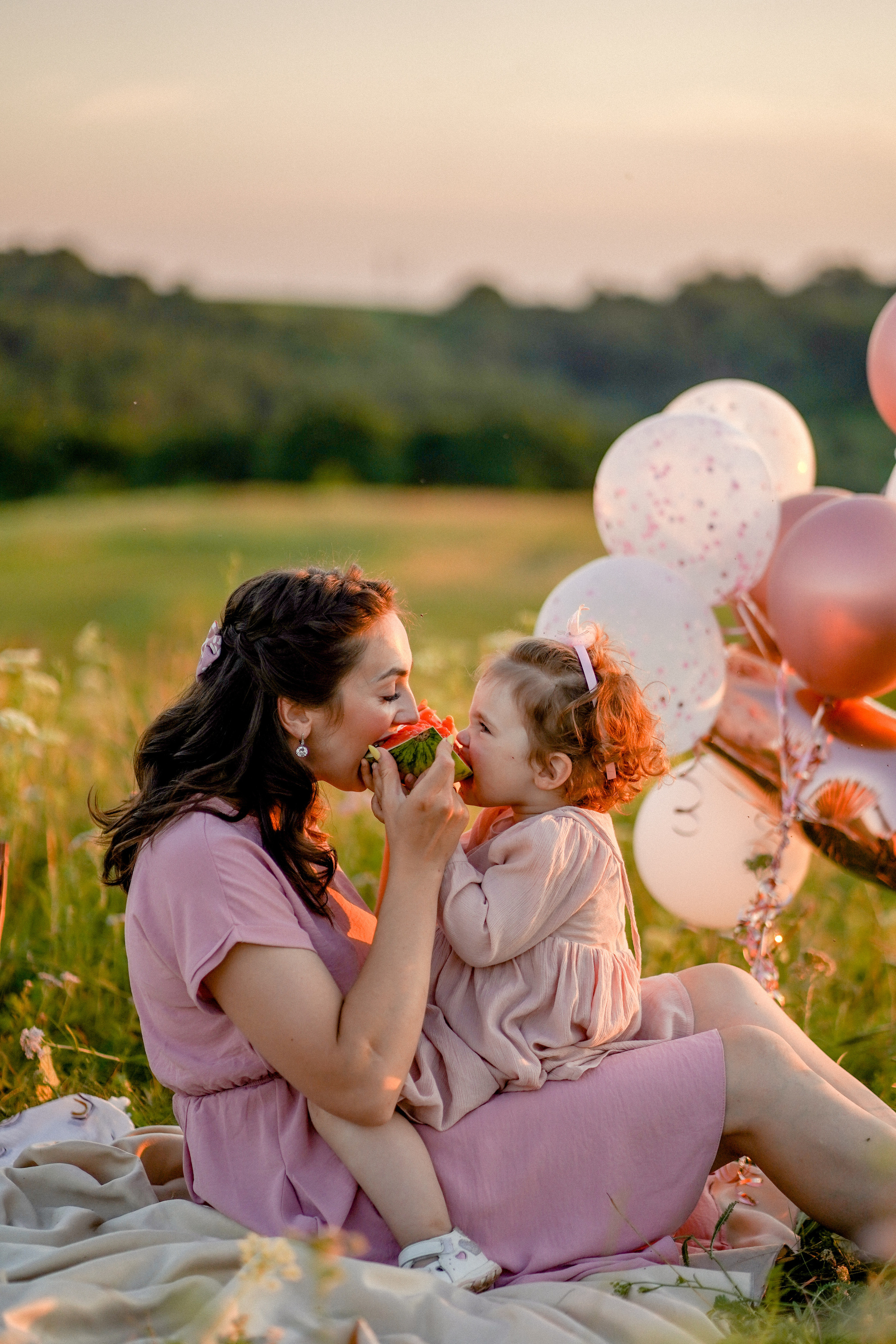 Диане два годика