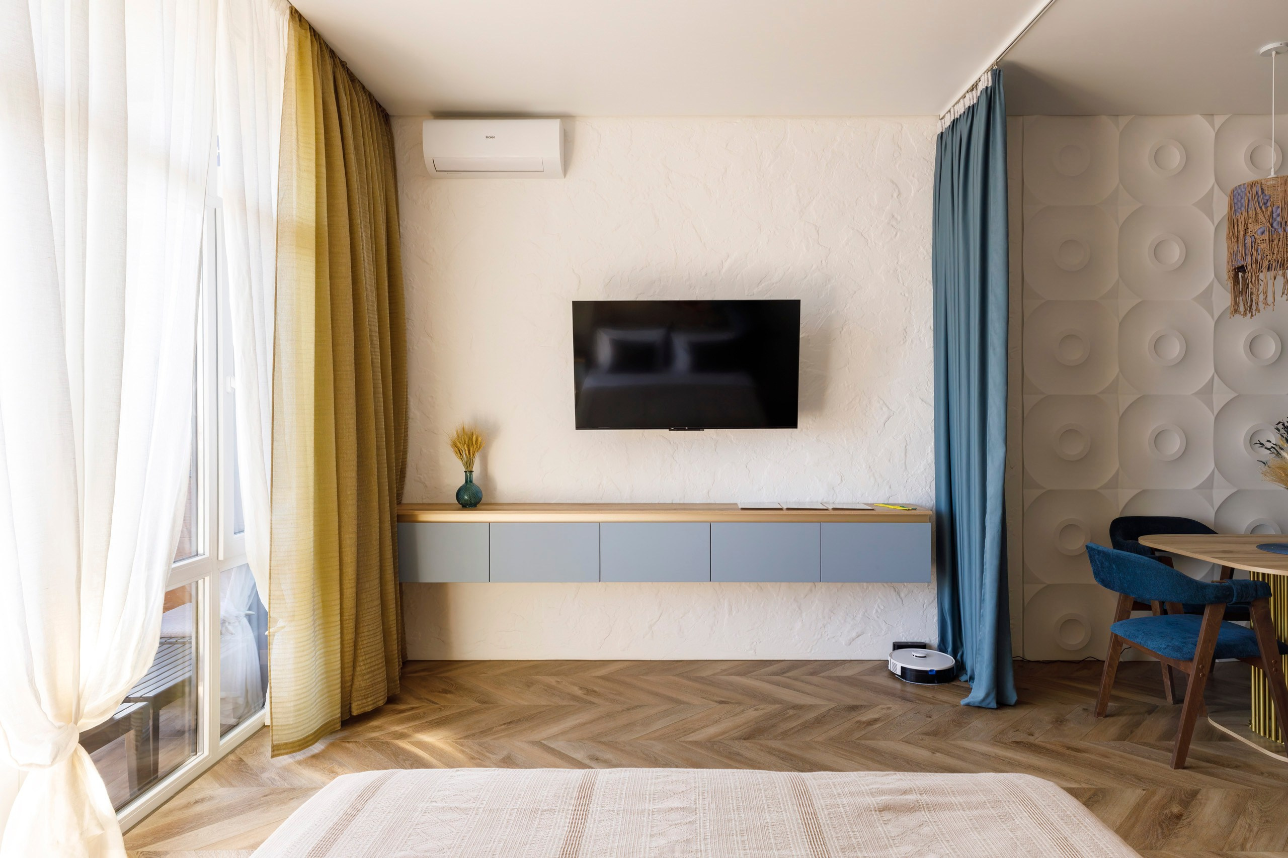 Судак. Апартаменты для суточной аренды. Atlas Apart-Hotel & SPA. Интерьерный фотограф Симонян Сергей в Крыму