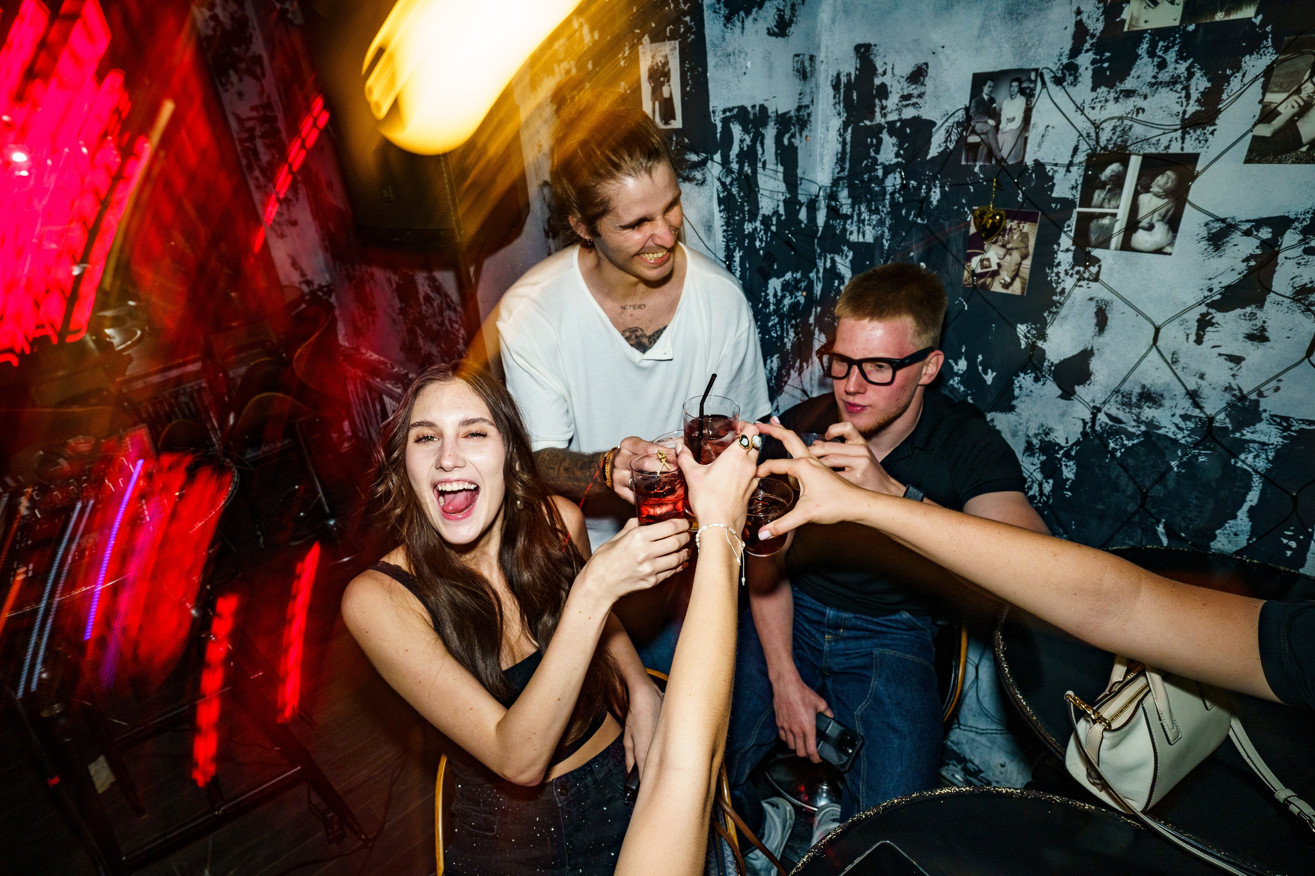 Бар разбитых сердец. DJ Guitacidelli. Концертный и репортажный фотограф в Санкт-Петербурге Слава Пахомов