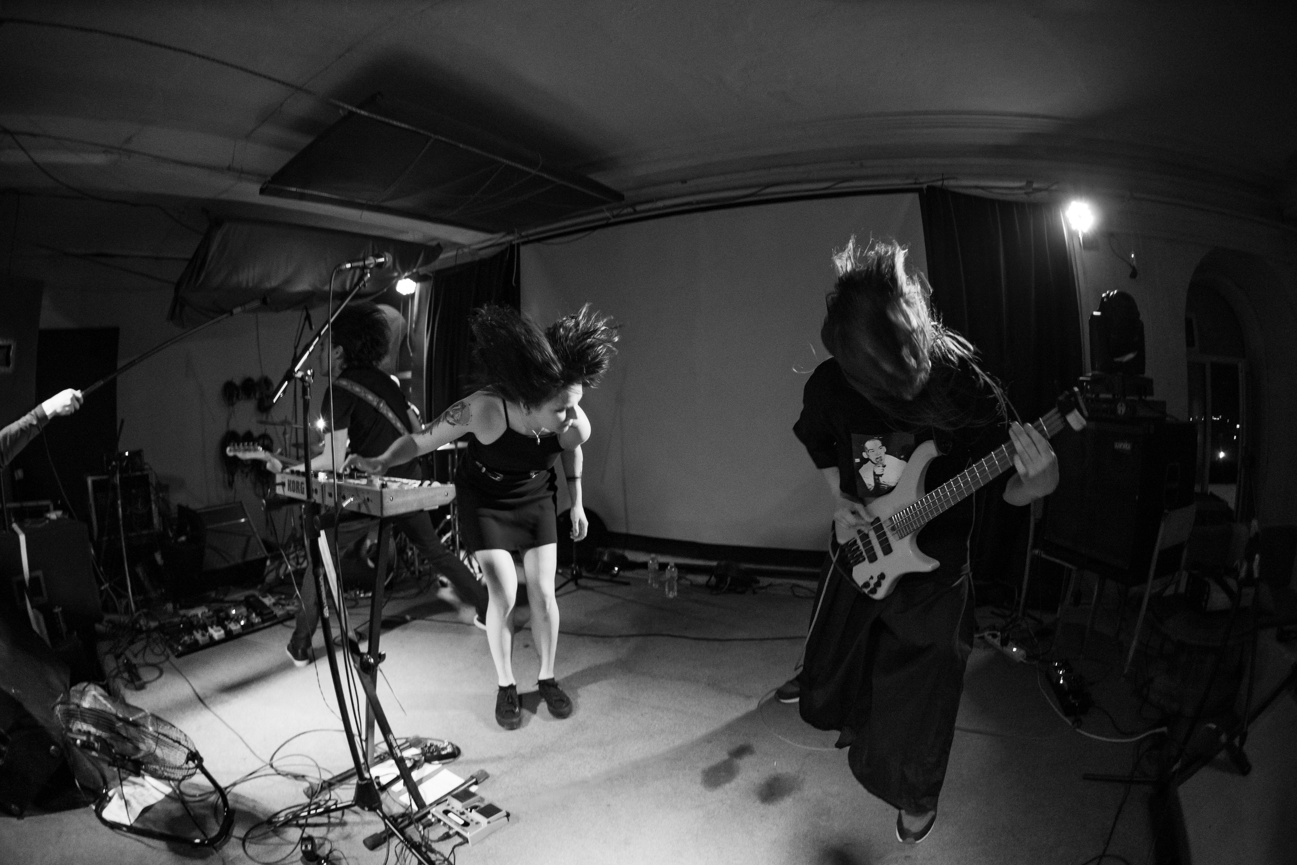 19.04 Potvor • aphotique • holdkjeft • Язва|TAGO)))MAGO))). Концертный и репортажный фотограф в Санкт-Петербурге Слава Пахомов