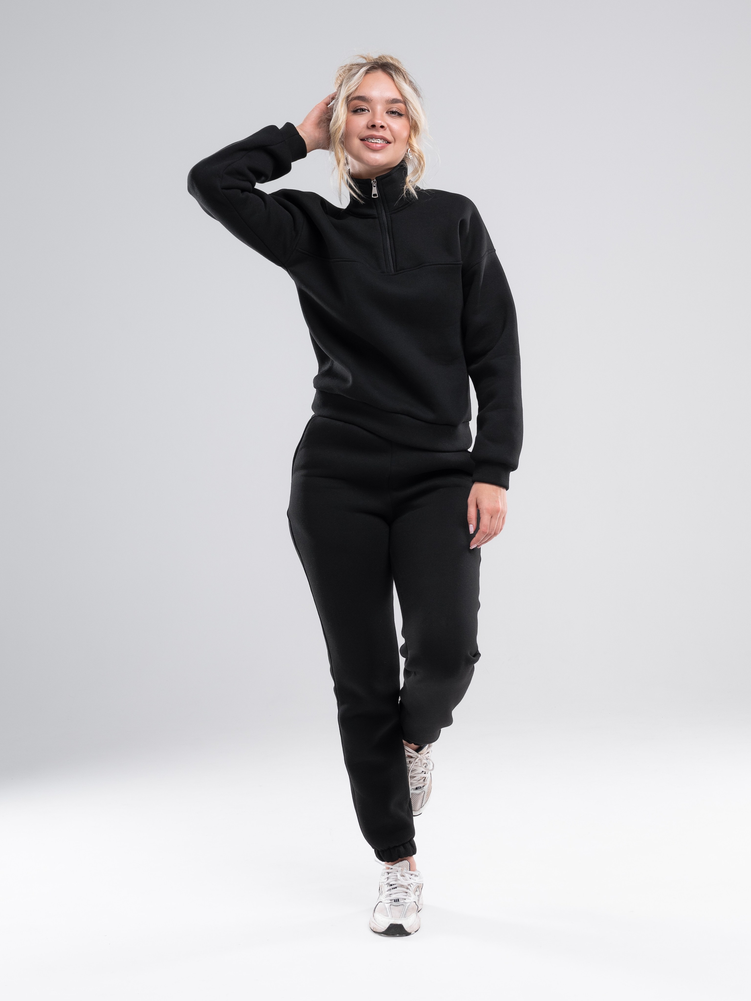 Женские костюмы. Предметный фотограф, фото для маркетплейсов Пятигорск, КМВ