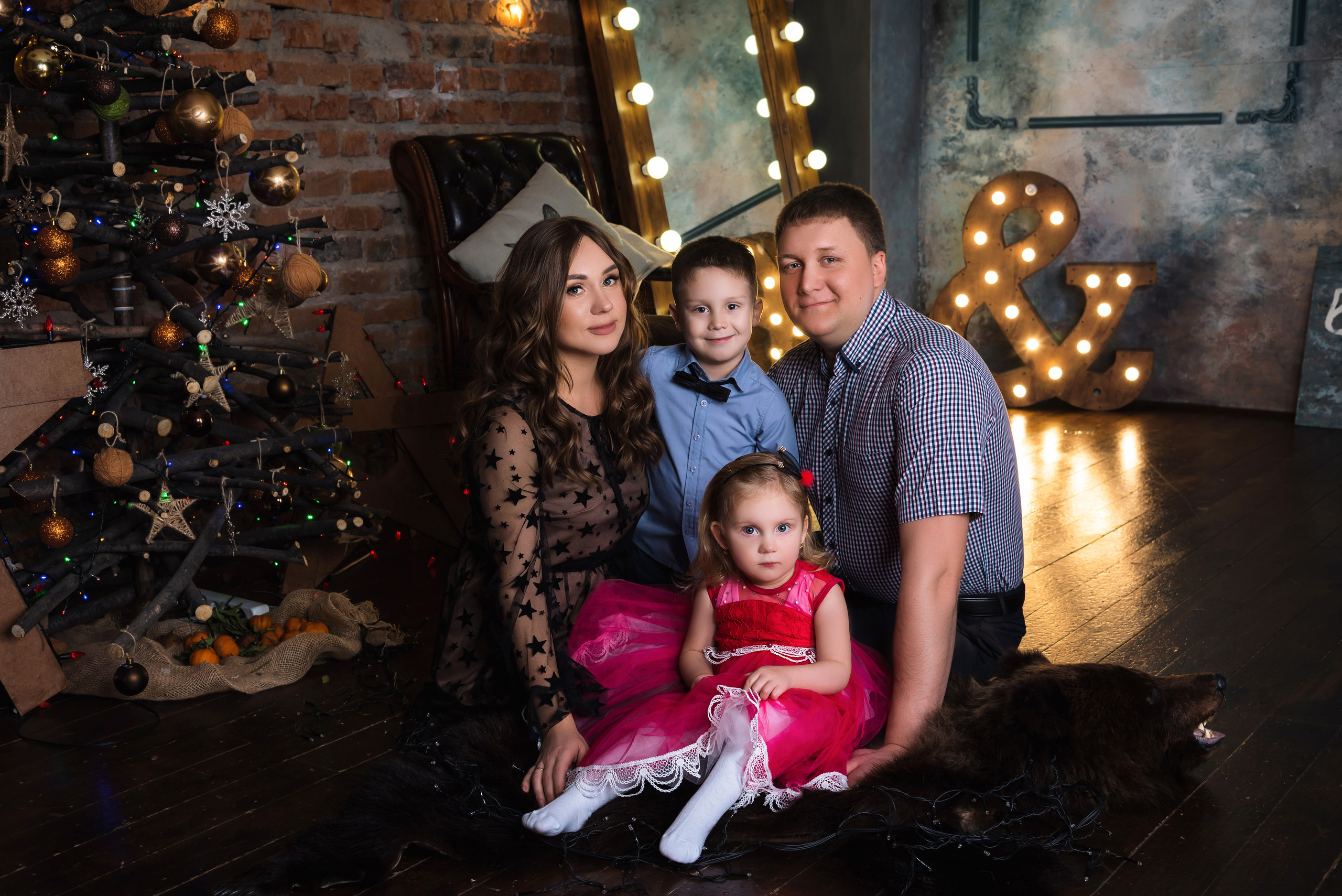 Новогодняя фотосессия Ольги, Дмитрия, Дарины и Артемия. Свадебный и семейный фотограф в г. Краснодар Екатерина Зверева