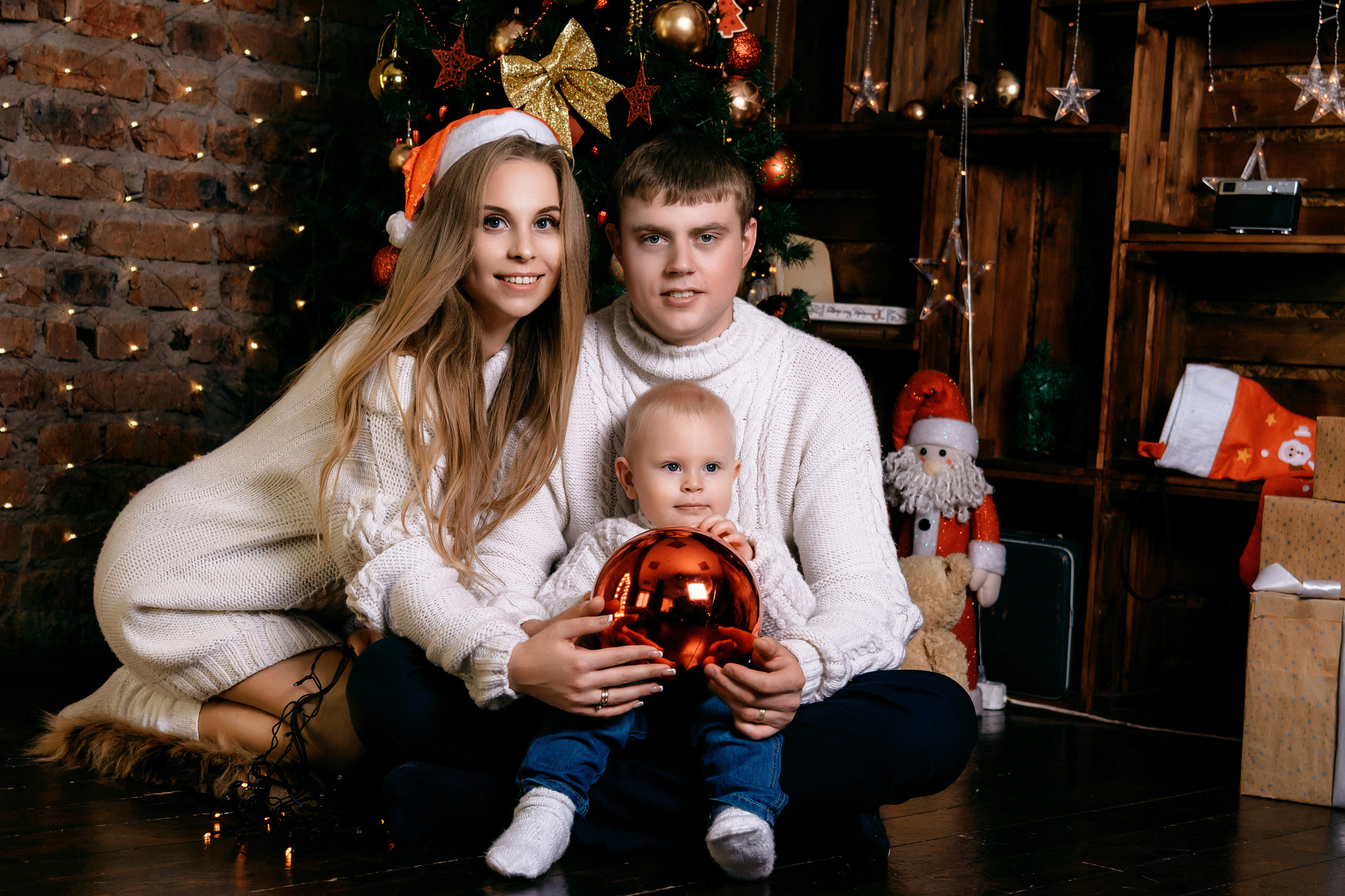 Семейная новогодняя фотосессия Алены, Дмитрия и Егора. Свадебный и семейный фотограф в г. Краснодар Екатерина Зверева