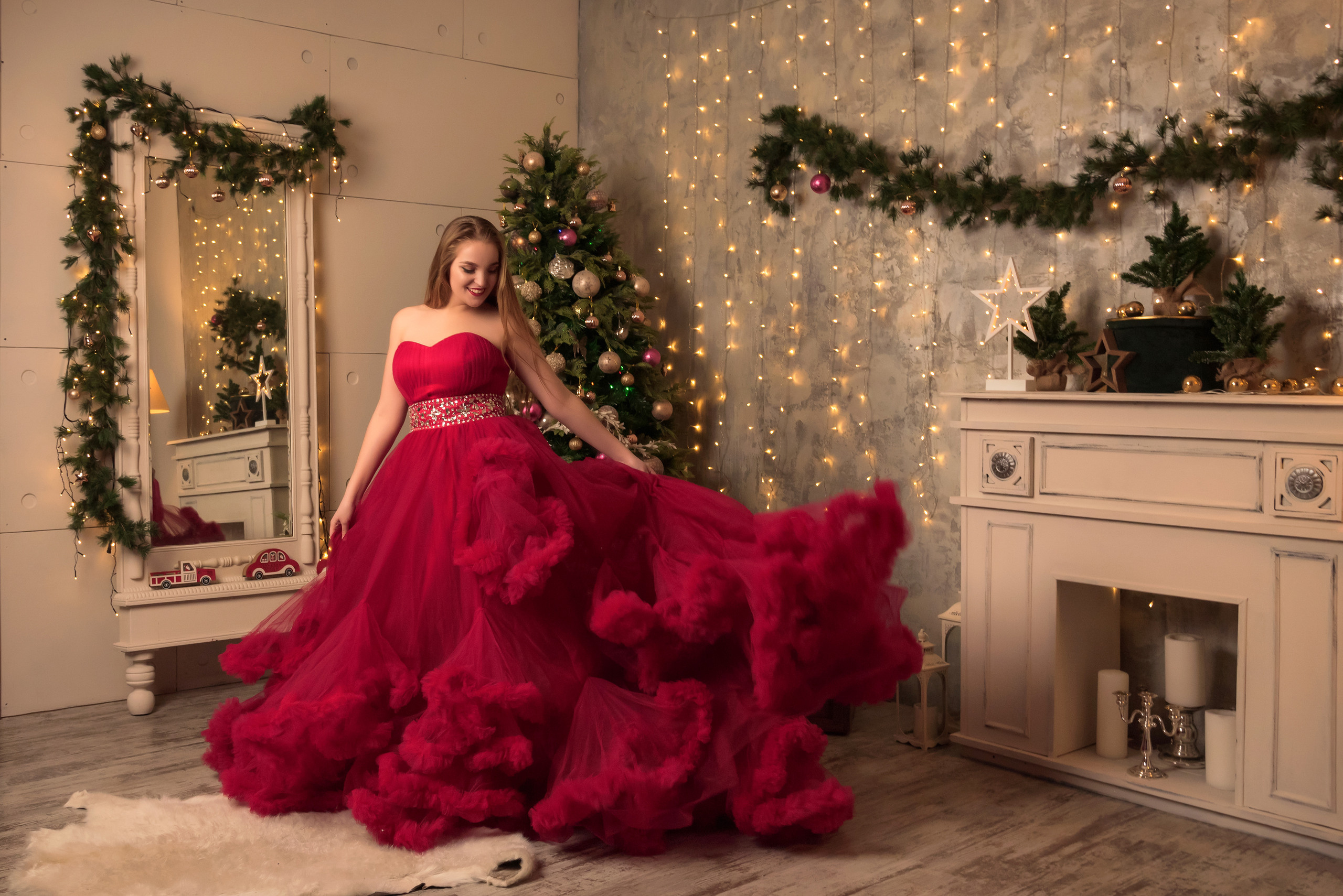 Новогодняя фотосессия в шикарном платье для Лены. Свадебный и семейный фотограф в г. Краснодар Екатерина Зверева