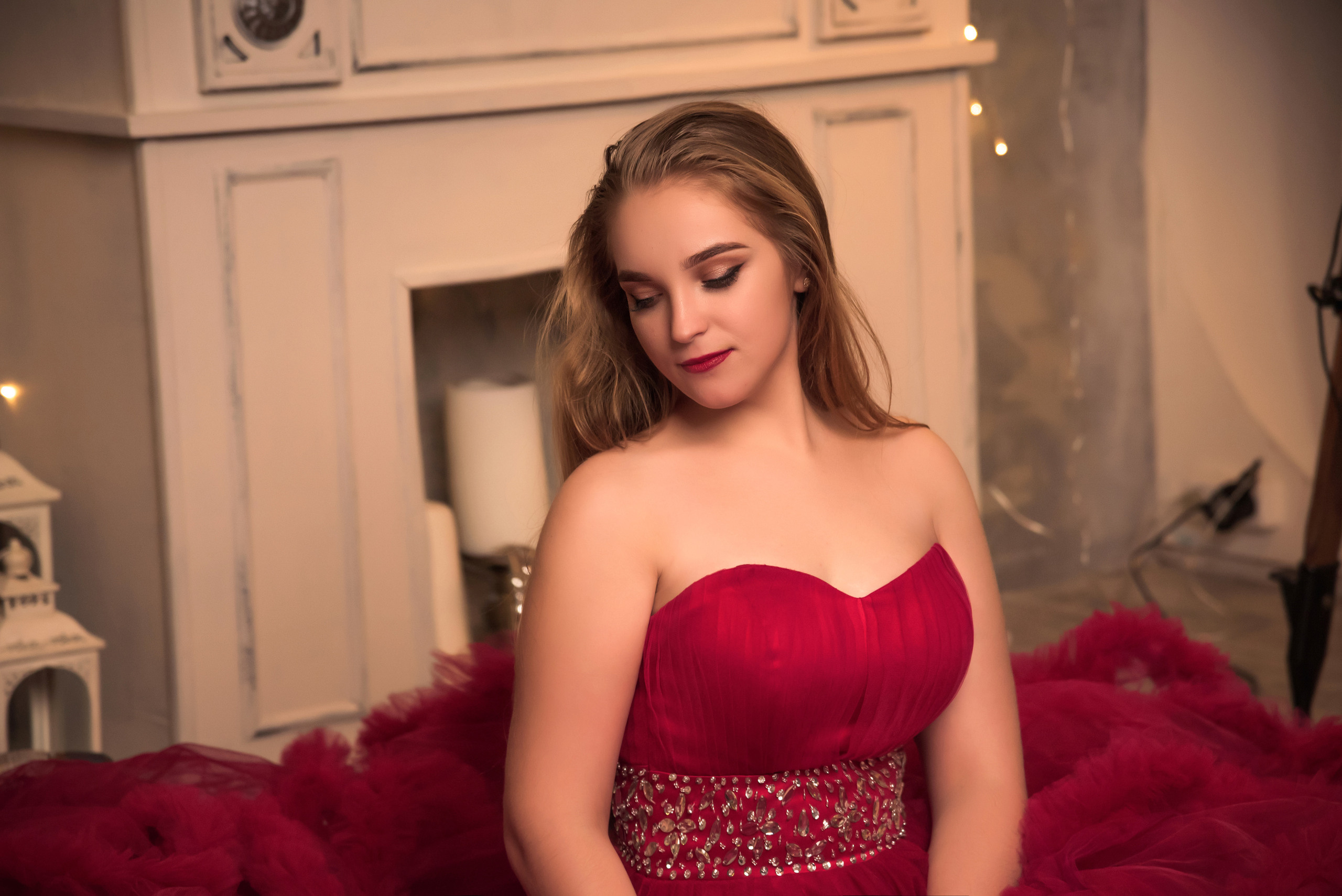 Новогодняя фотосессия в шикарном платье для Лены. Свадебный и семейный фотограф в г. Краснодар Екатерина Зверева