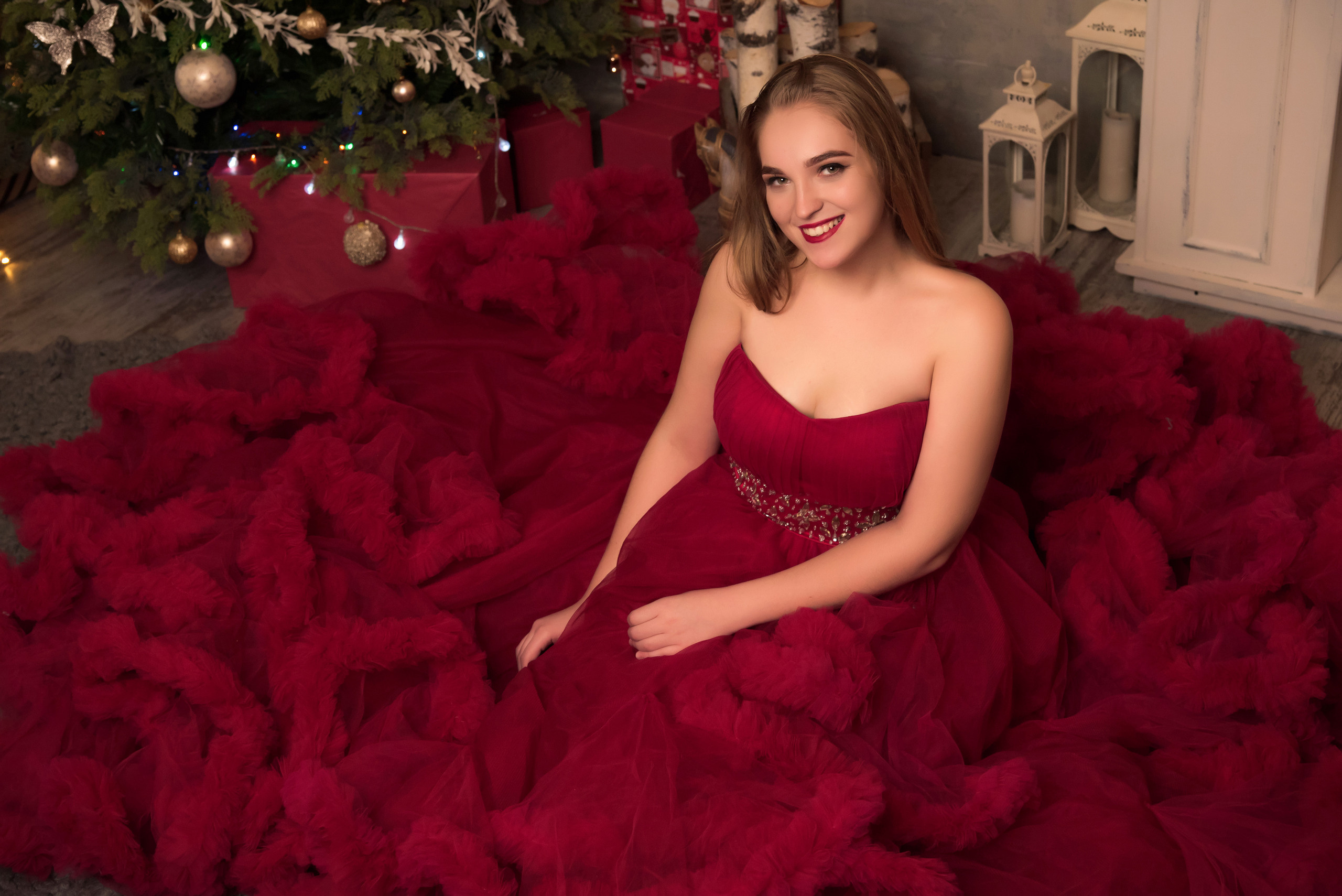 Новогодняя фотосессия в шикарном платье для Лены. Свадебный и семейный фотограф в г. Краснодар Екатерина Зверева