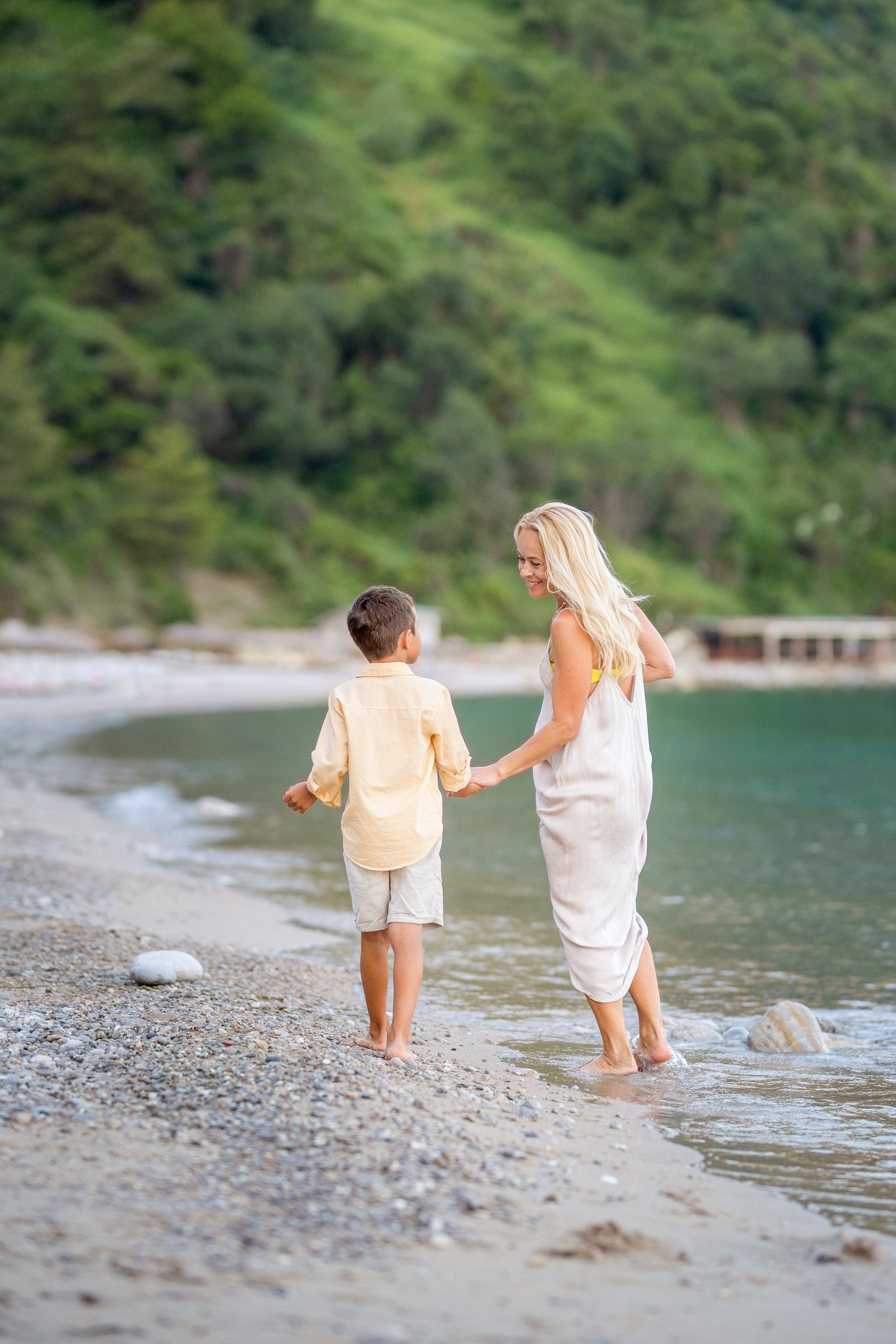 Photo session of a mother and son on the beach in Budva, Montenegro. Kate Khaldeeva photographer in Saratov