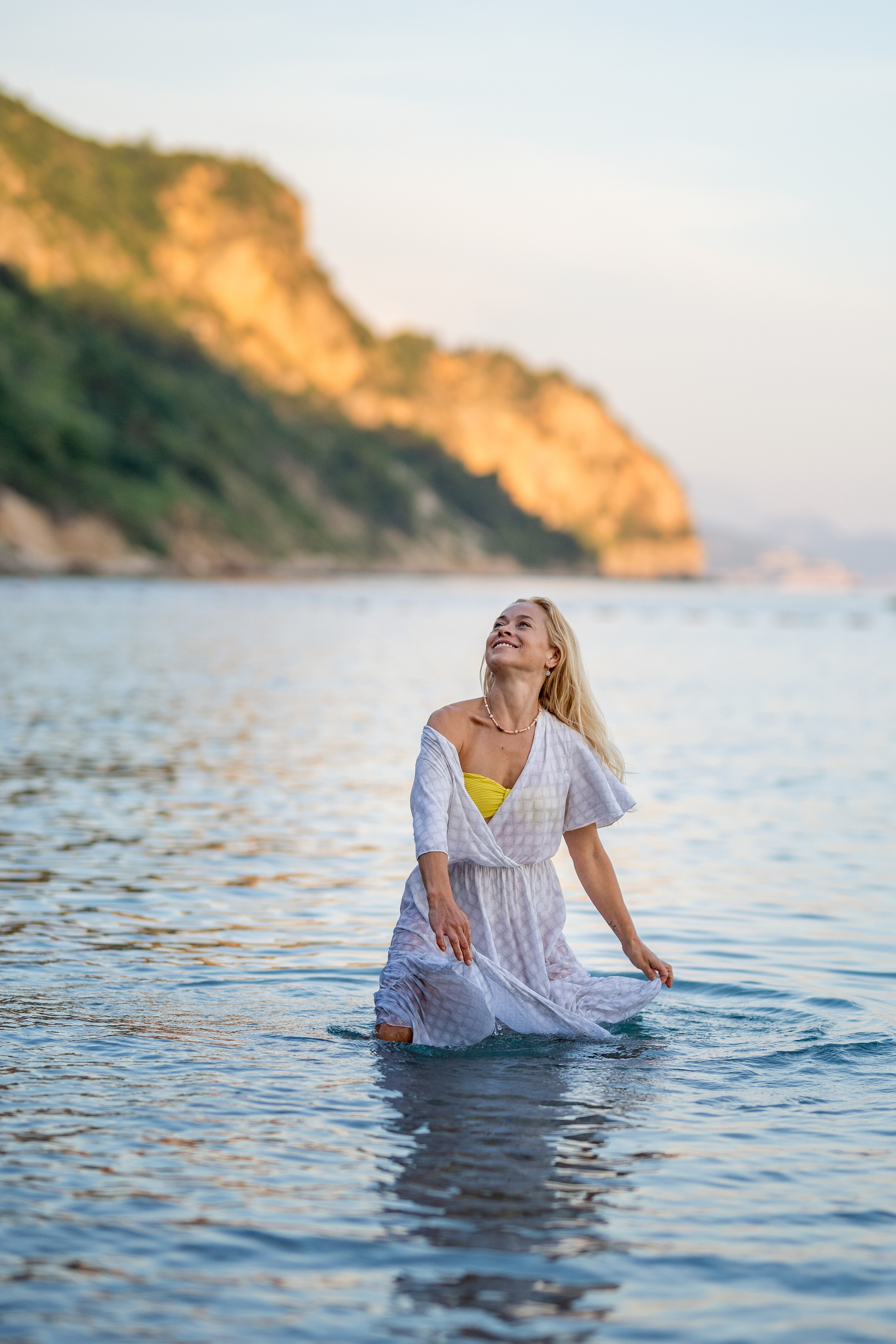 Photo session of a mother and son on the beach in Budva, Montenegro. Kate Khaldeeva photographer in Saratov