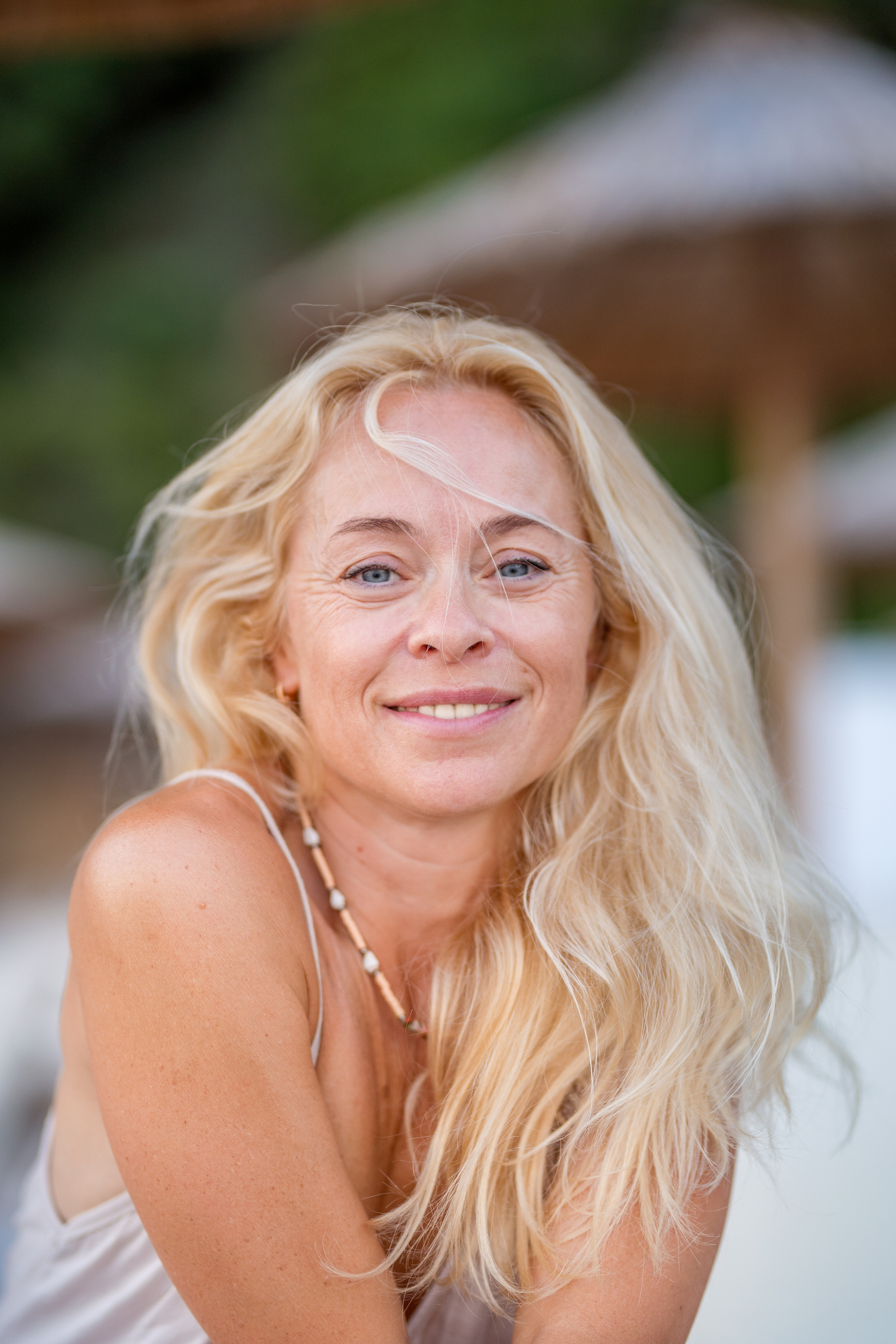 Photo session of a mother and son on the beach in Budva, Montenegro. Kate Khaldeeva photographer in Saratov