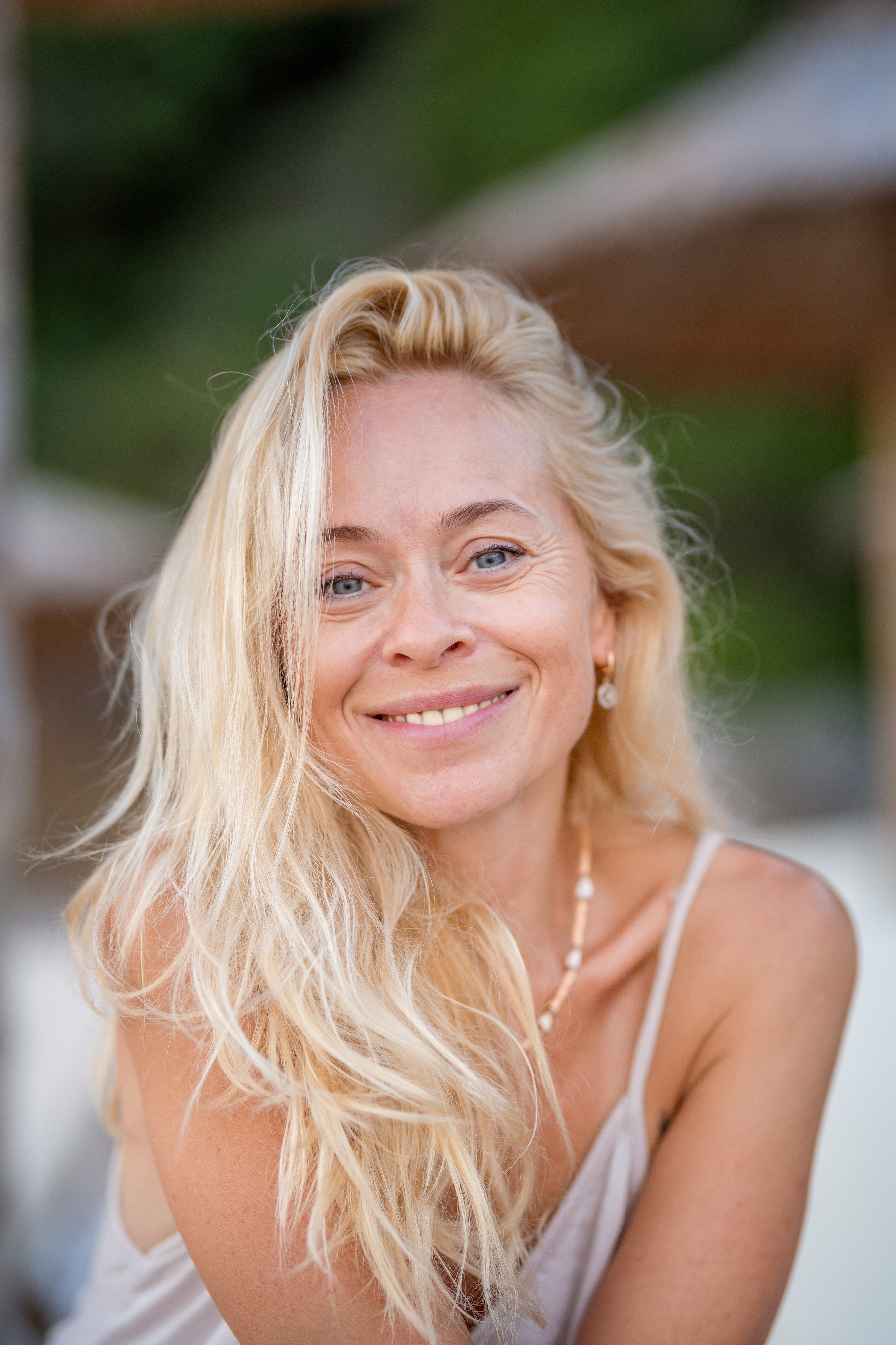 Photo session of a mother and son on the beach in Budva, Montenegro. Kate Khaldeeva photographer in Saratov